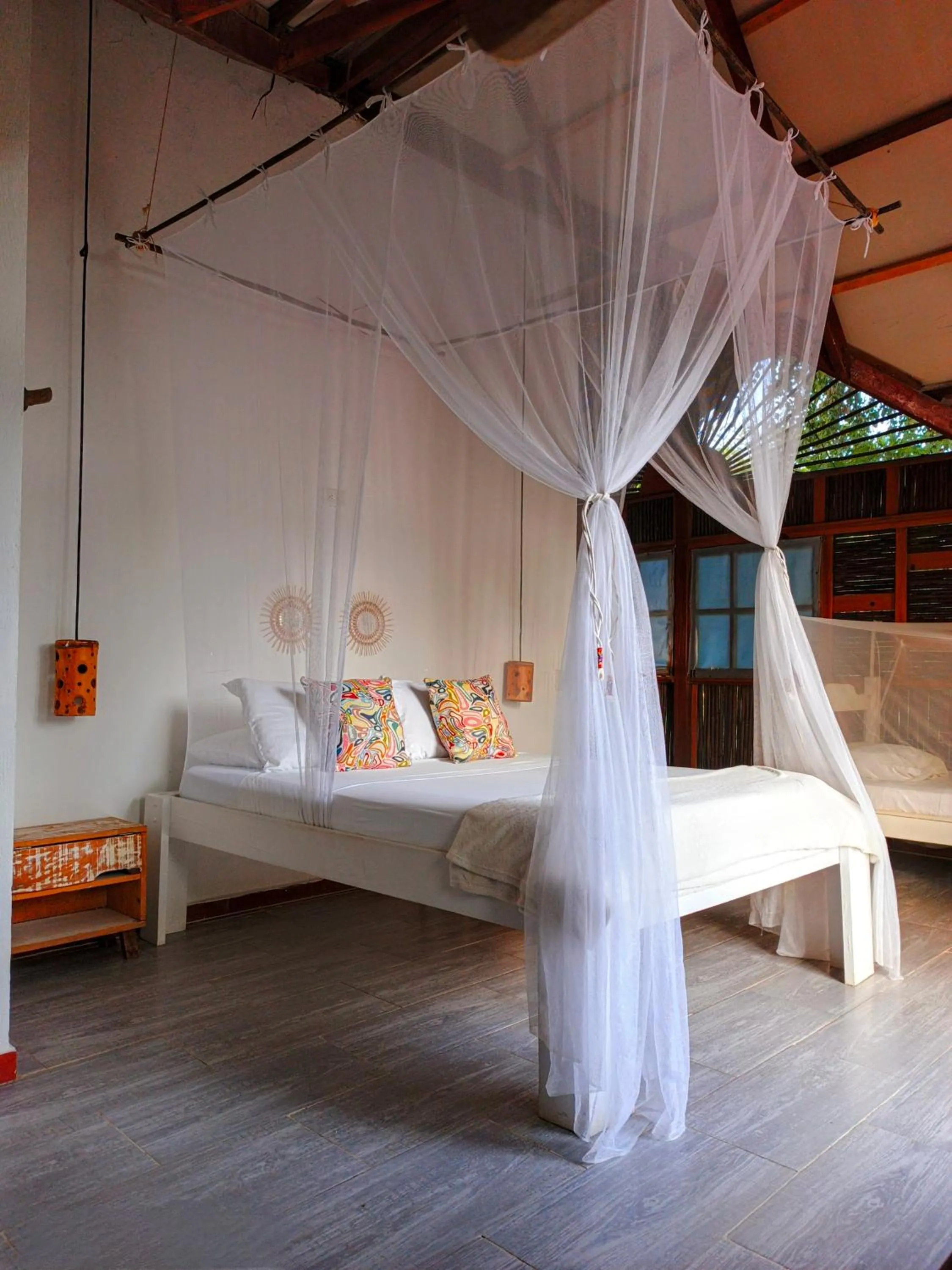 People, Bed in Kawabonga