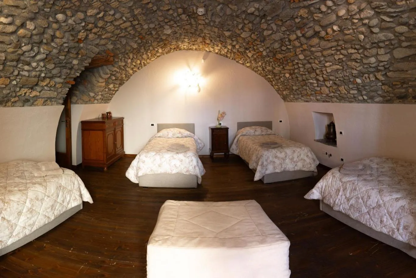 Bedroom, Bed in Podere Brughee