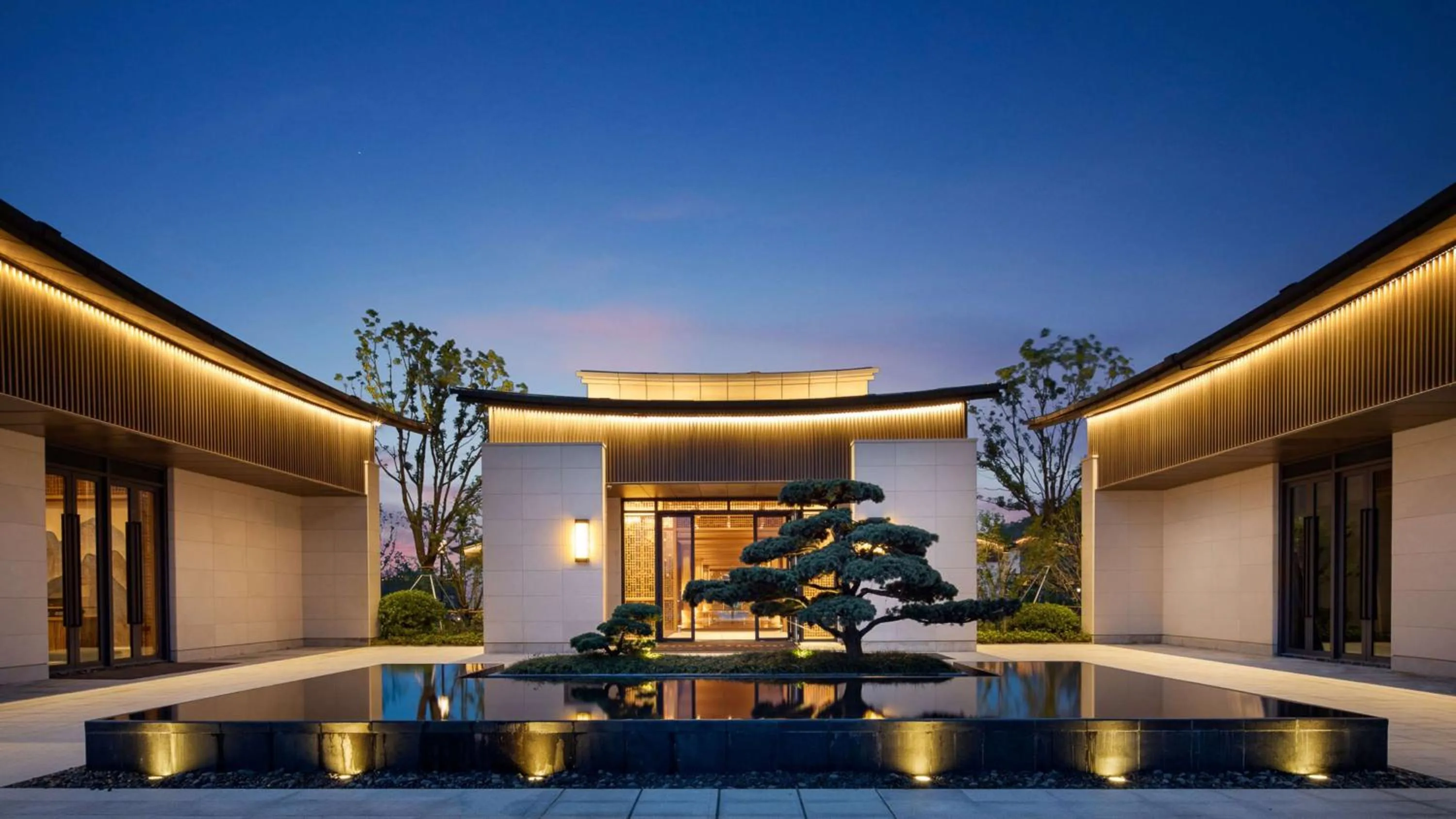 Property building in Hilton Suzhou New District