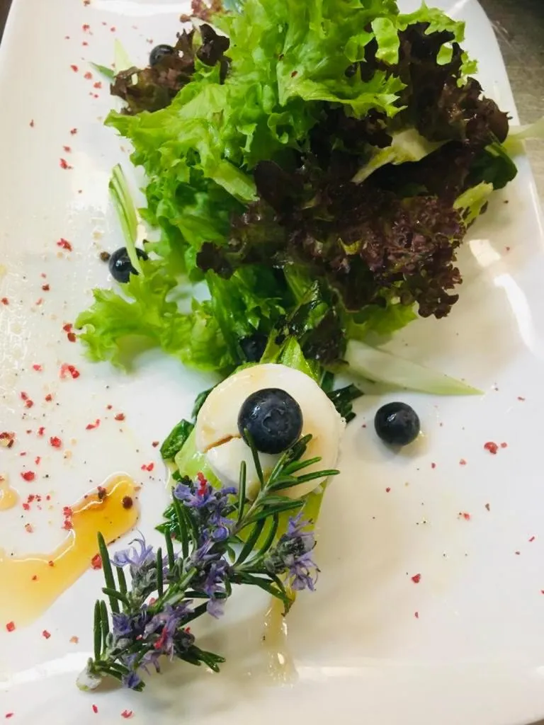 Food and drinks in Hotel-Restaurant Buger Hof