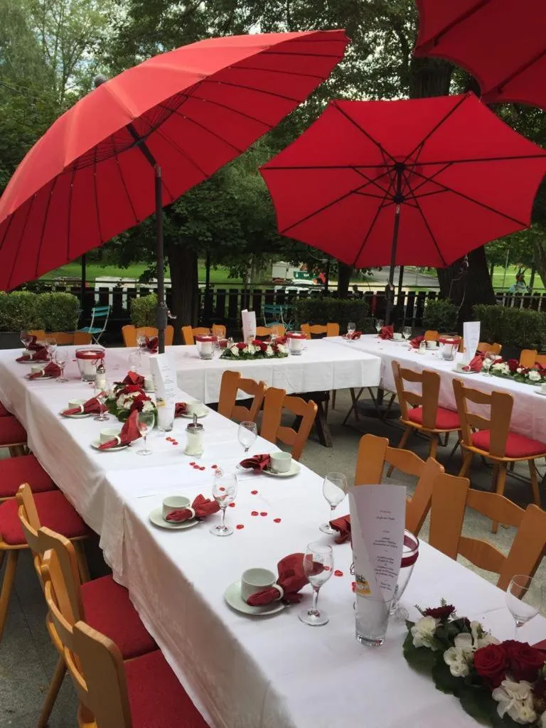 Food and drinks in Hotel-Restaurant Buger Hof