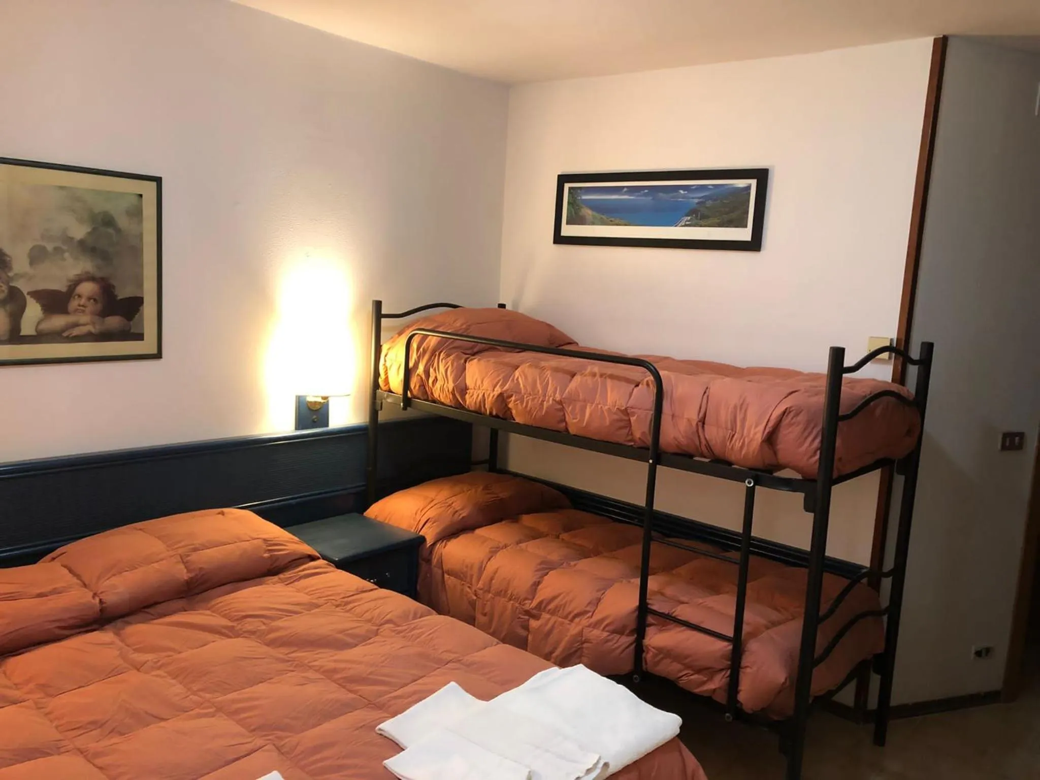 Bed in petit paradis