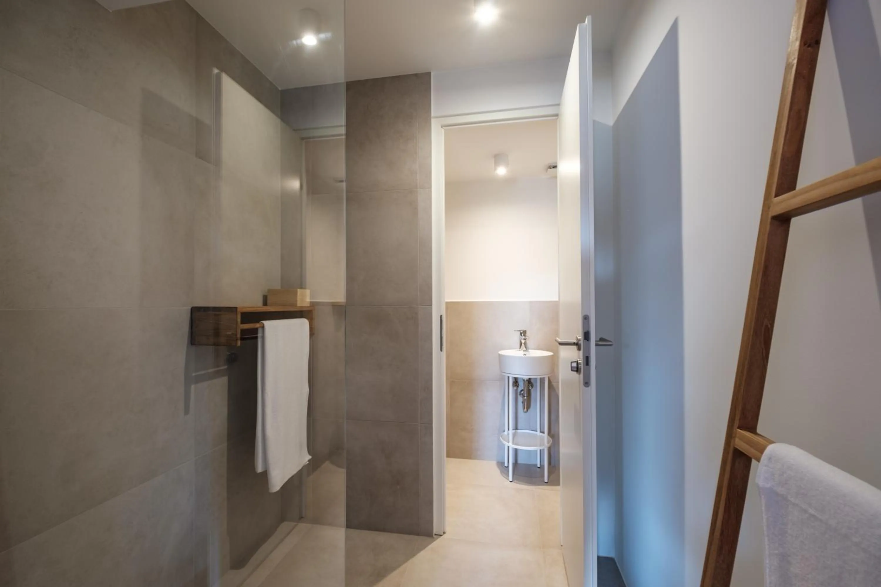 Bathroom in Almalomb Apartman