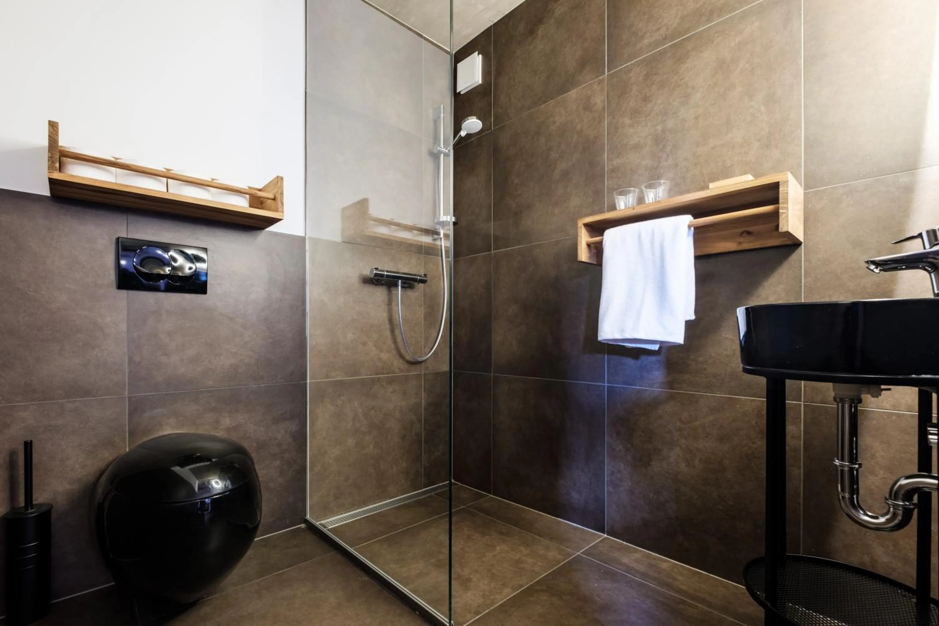 Bathroom in Almalomb Apartman