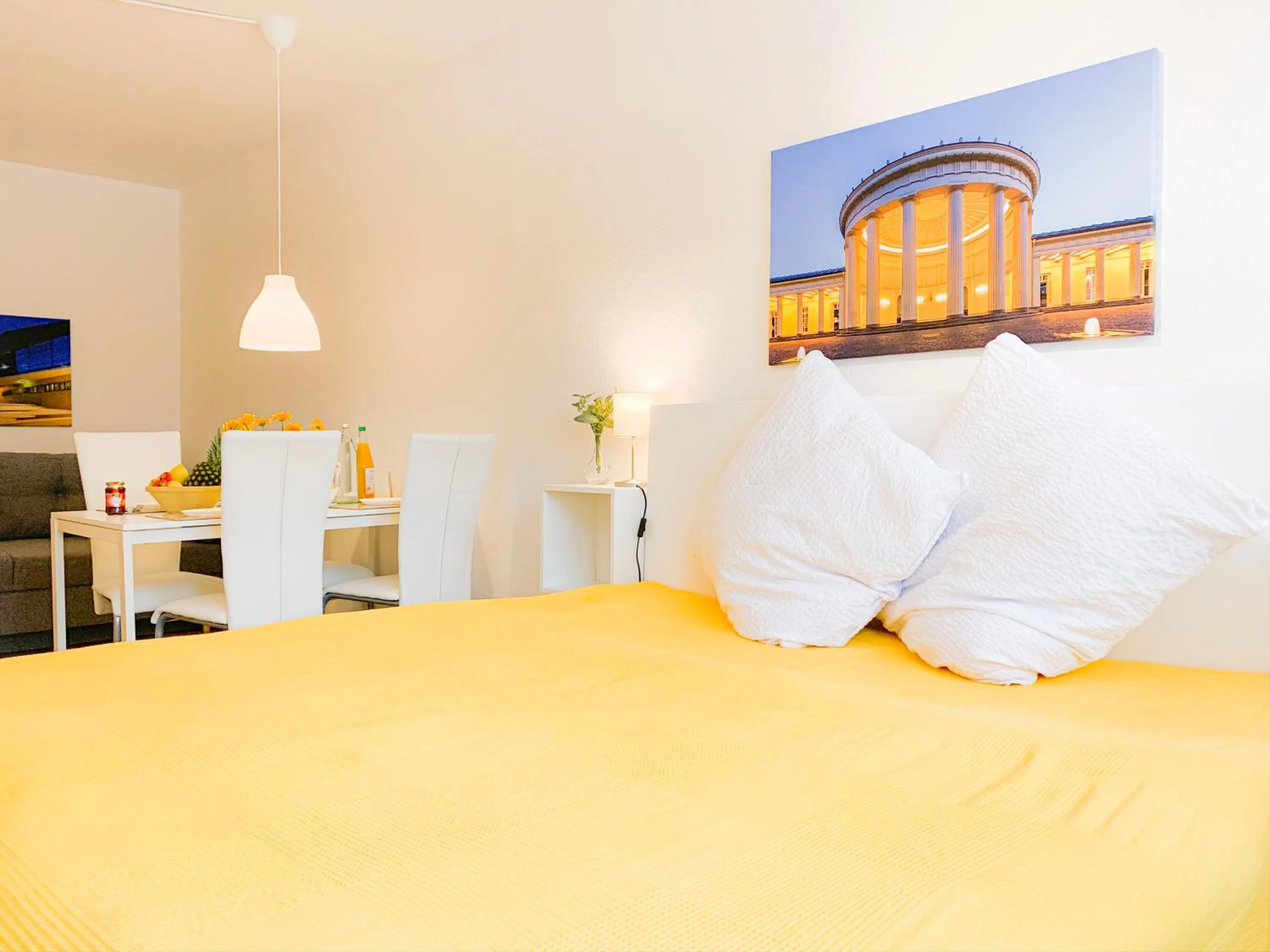 Bed in Relax Aachener Boardinghouse Appartements Premium 1