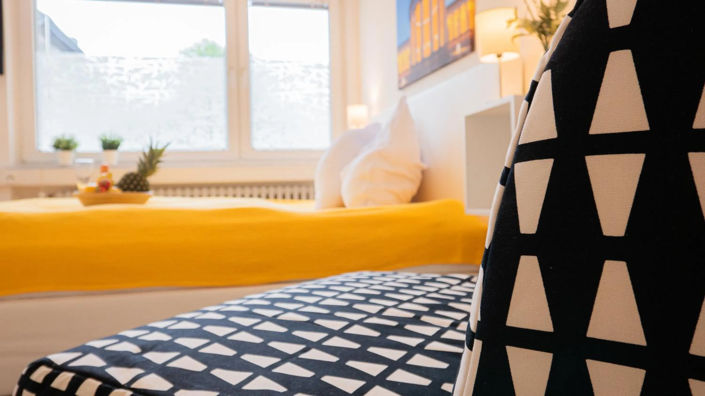 Bed in Relax Aachener Boardinghouse Appartements Premium 1