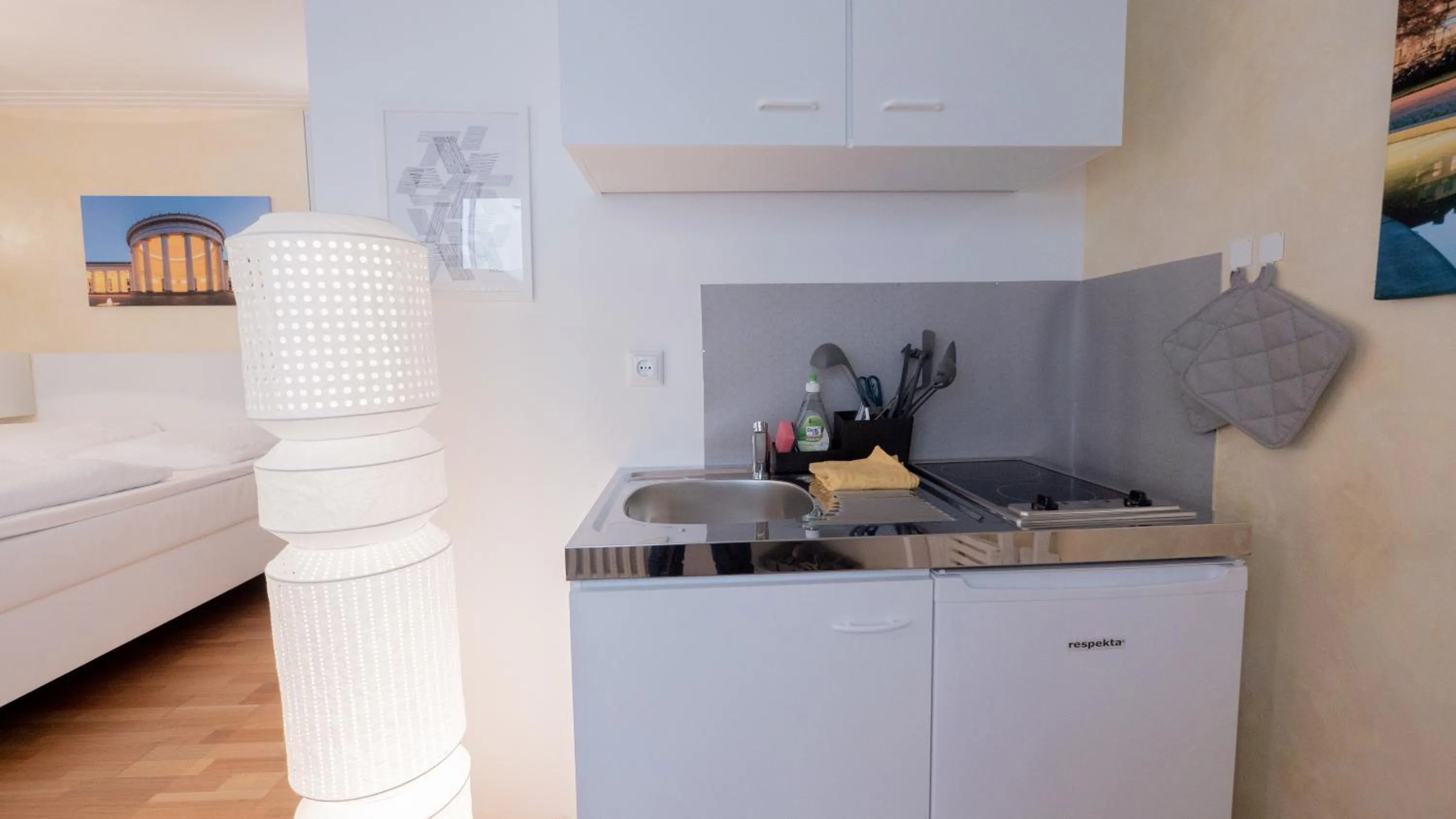 Kitchen or kitchenette in Relax Aachener Boardinghouse Appartements Premium 1