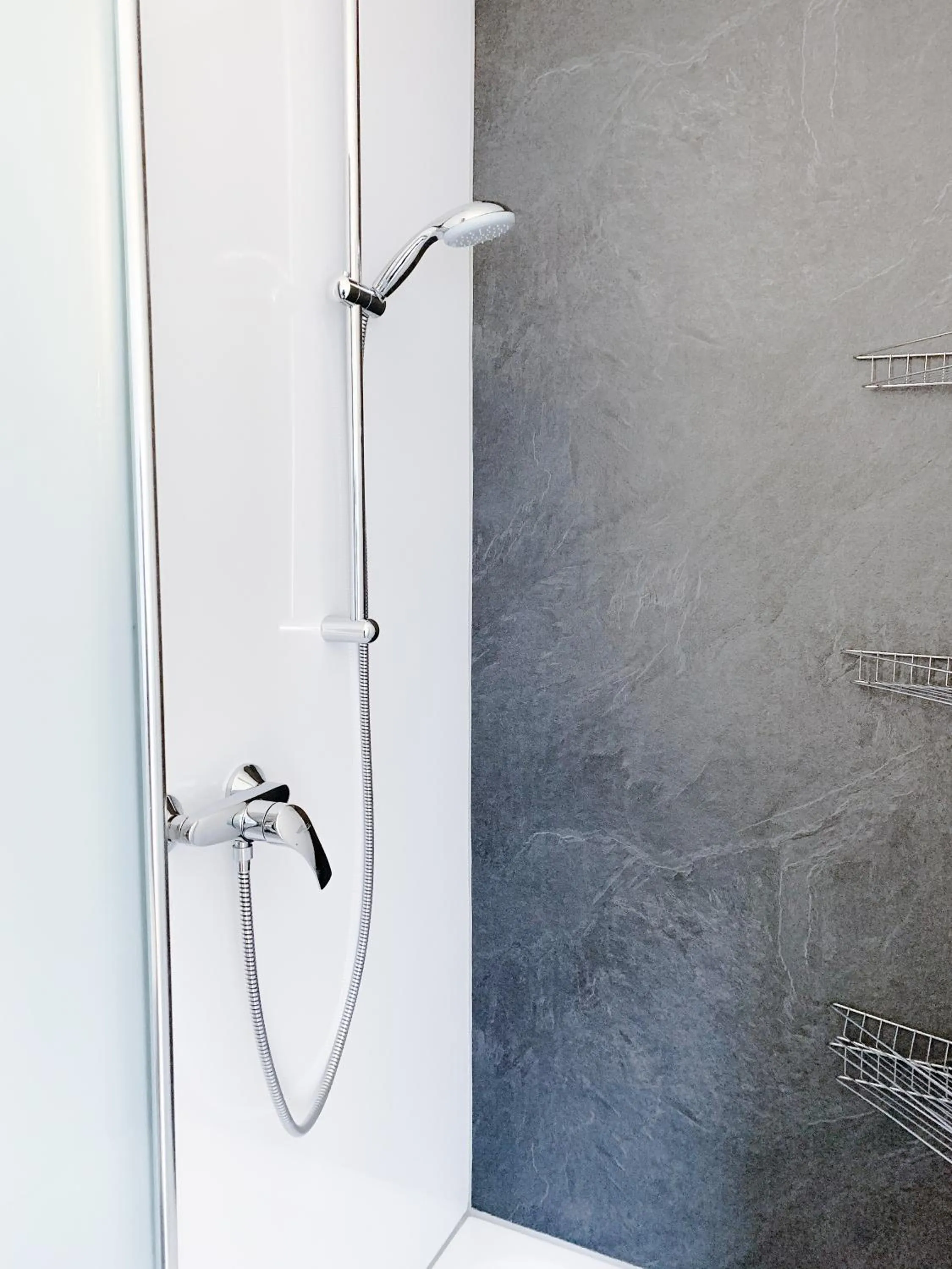 Bathroom in Relax Aachener Boardinghouse Appartements Premium 1