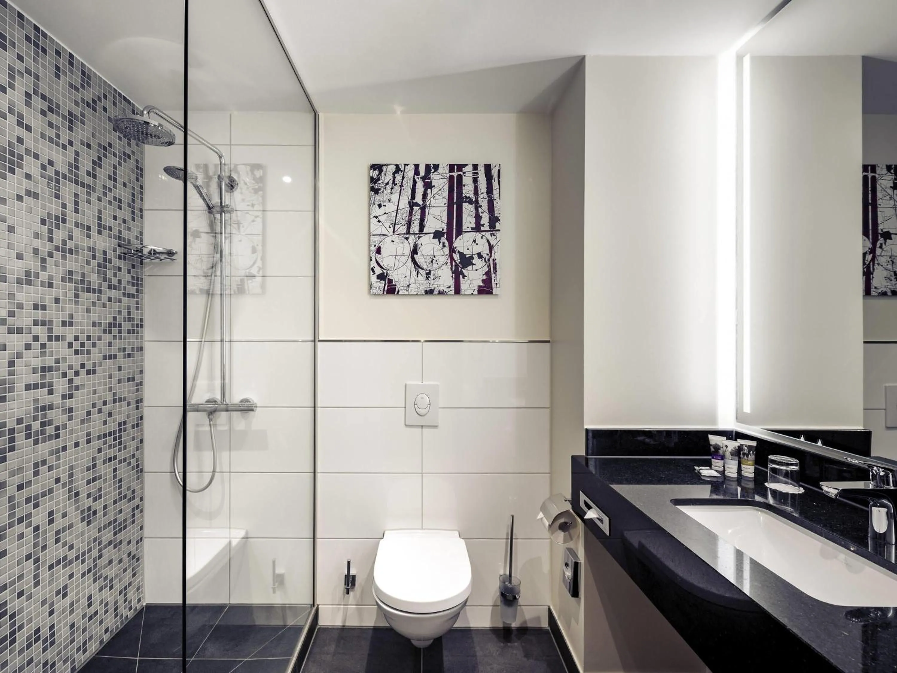 Bedroom in Mercure Kamen Unna