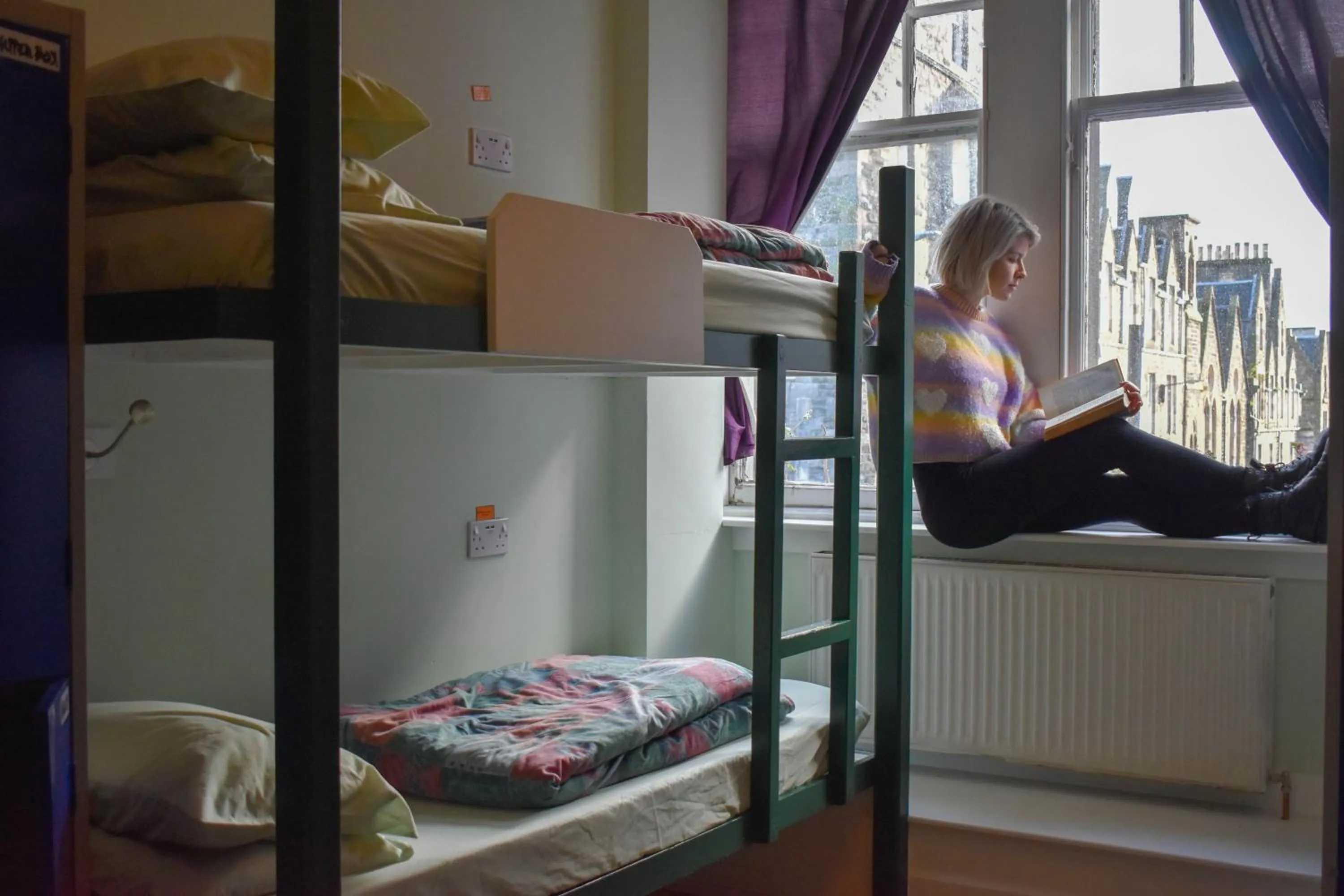 bunk bed, Bed in Royal Mile Backpackers