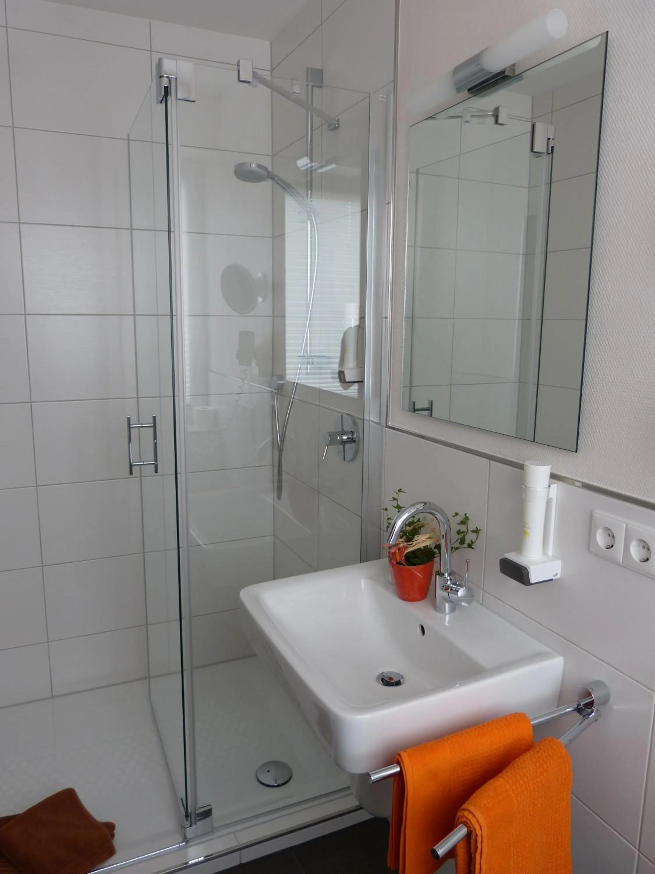 Bathroom in Landgasthaus Gieseke-Asshorn