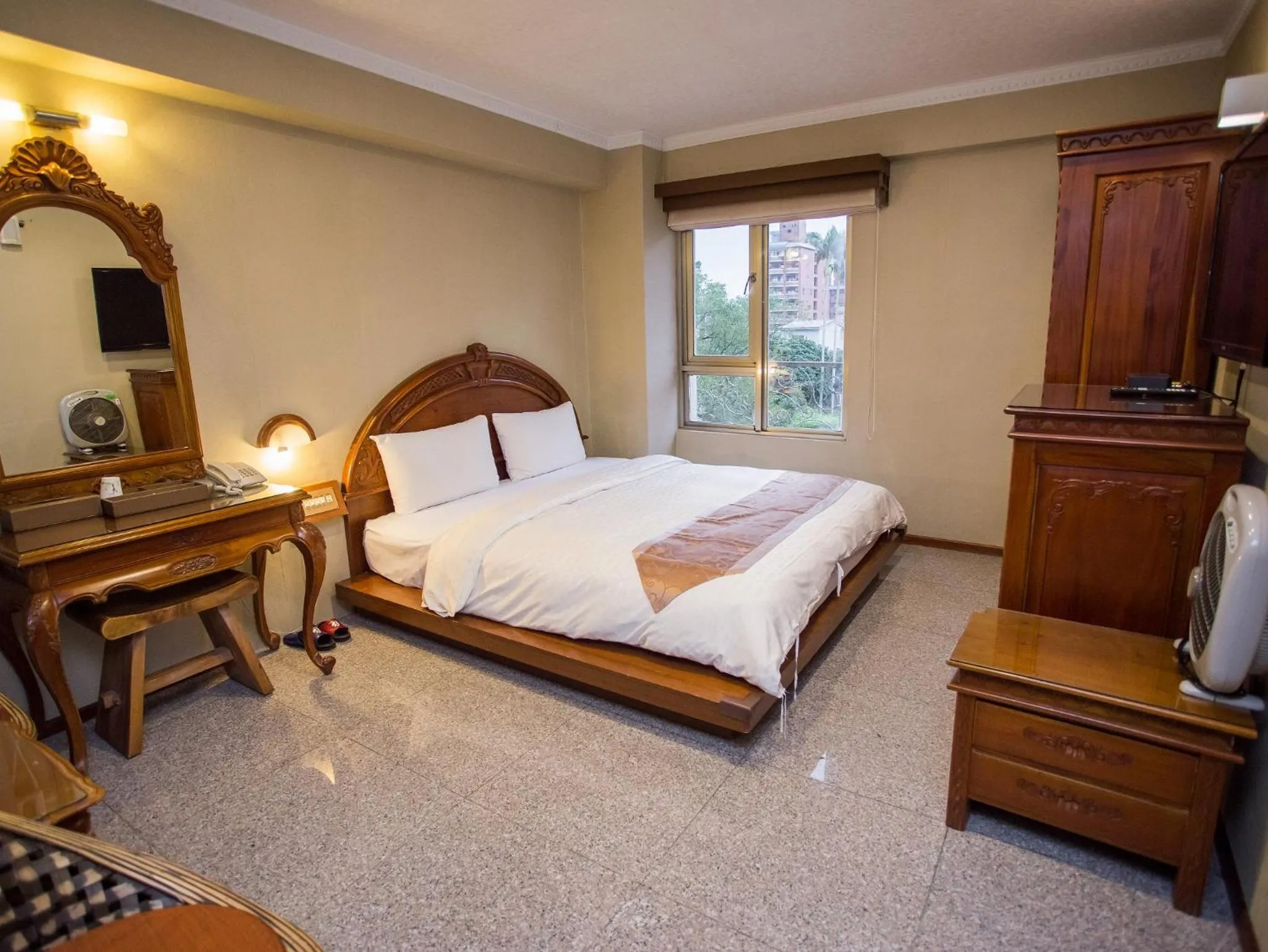 Photo of the whole room, Bed in Mei Jia Mei Hotel