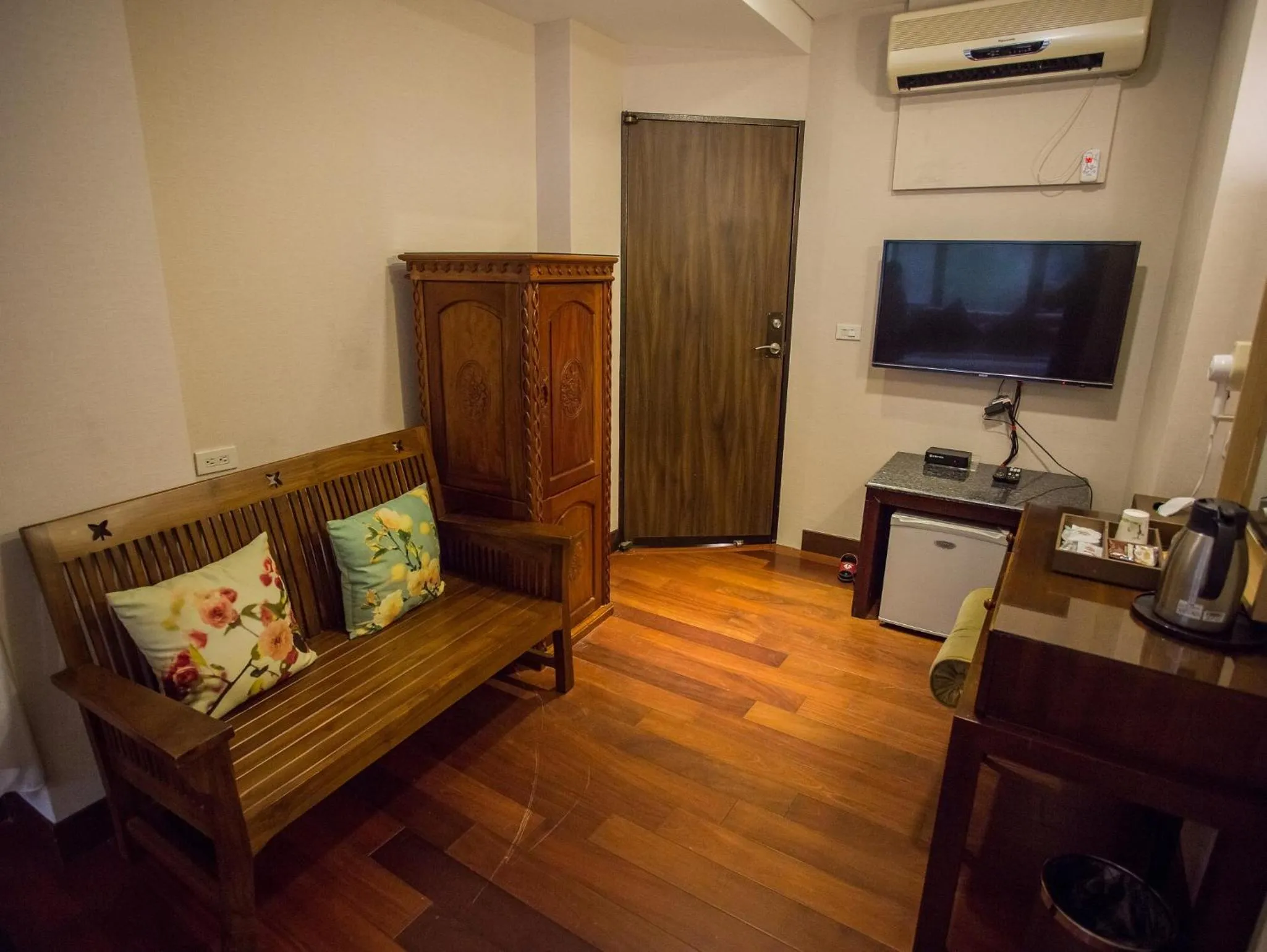 Photo of the whole room in Mei Jia Mei Hotel