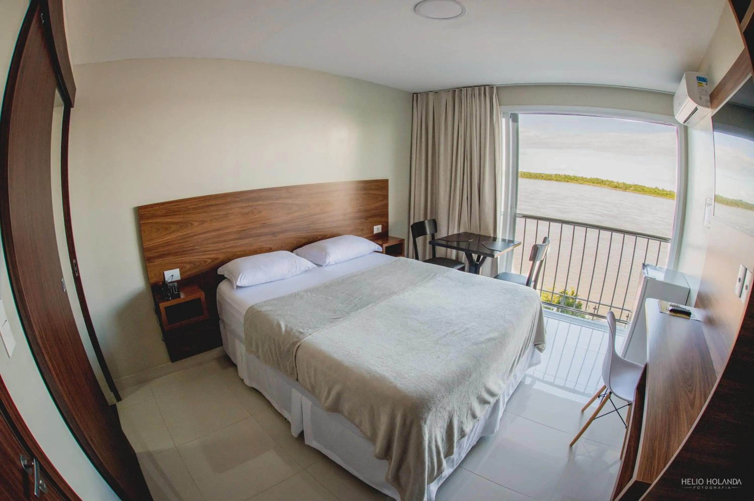 Bed in Hotel Orla do Rio Branco