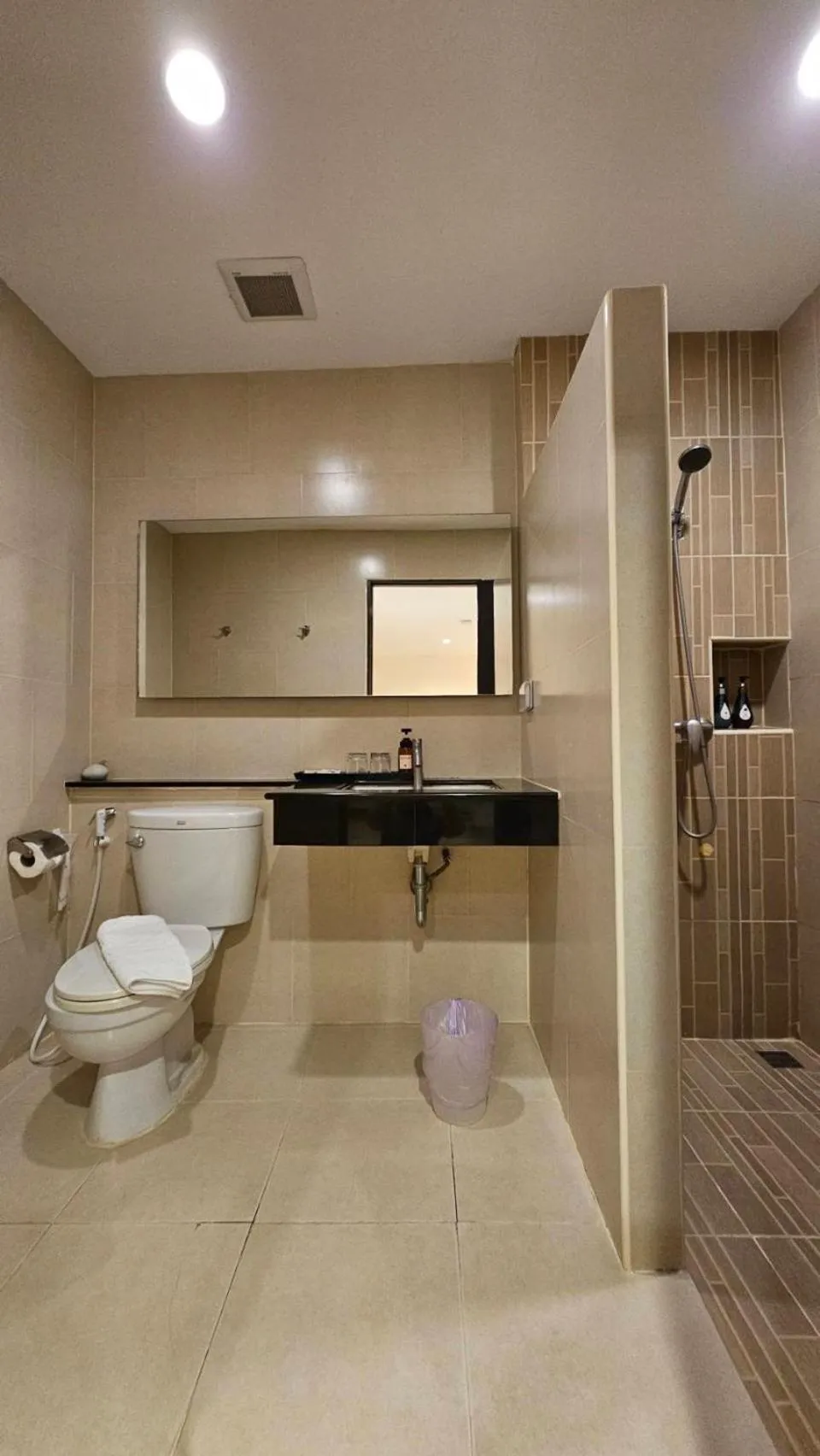 Shower in De Hug Hotel & Residence