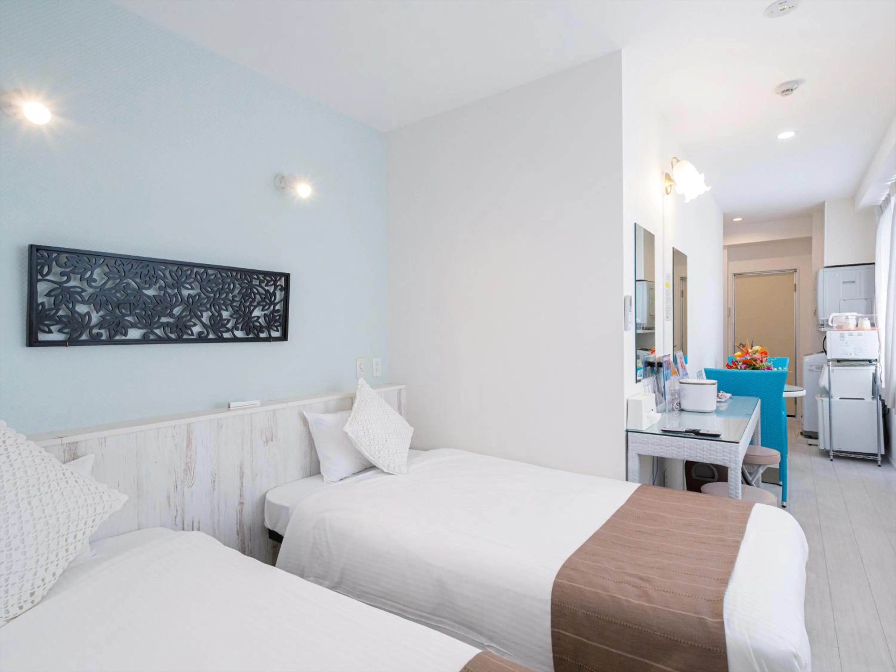 Photo of the whole room, Bed in かりゆしコンドミニアムリゾート那覇スカイリビングホテル旭橋駅前