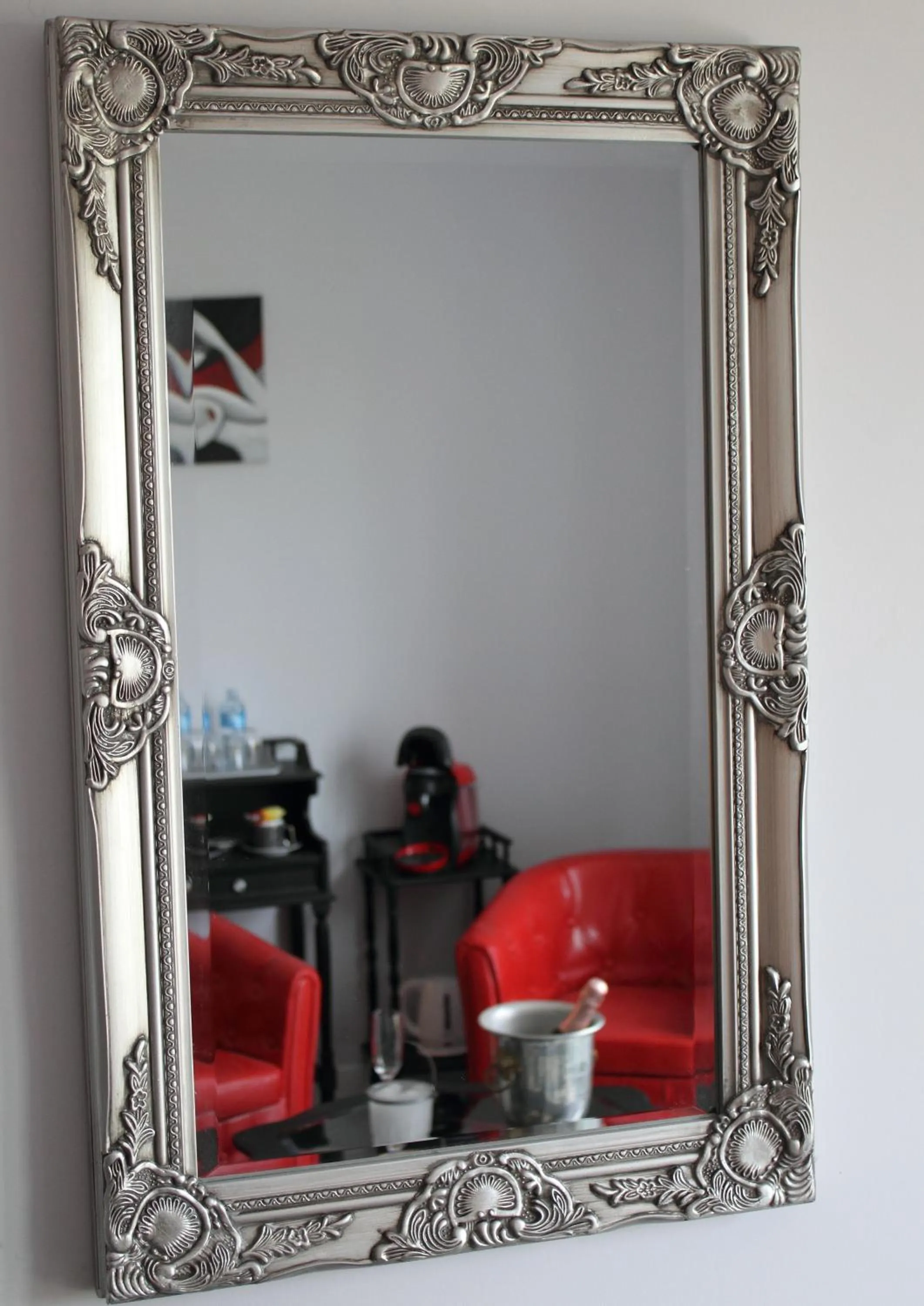 Decorative detail in Le Potier Jovial