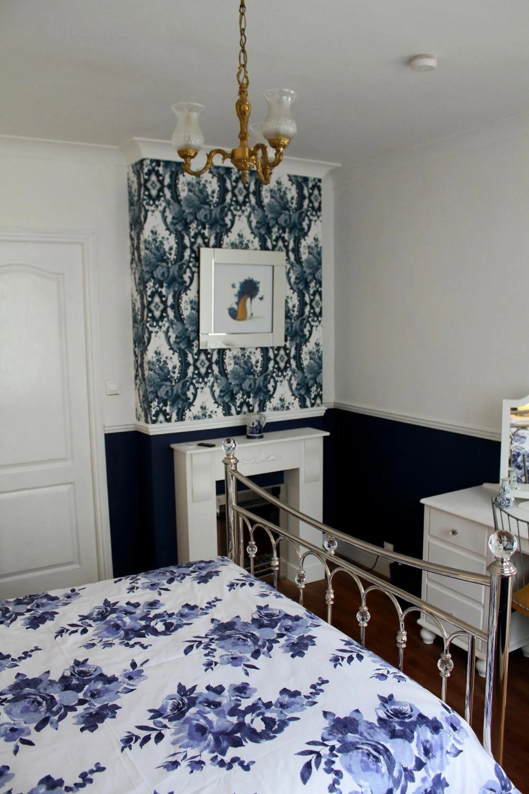 Bedroom, Bed in Le Potier Jovial
