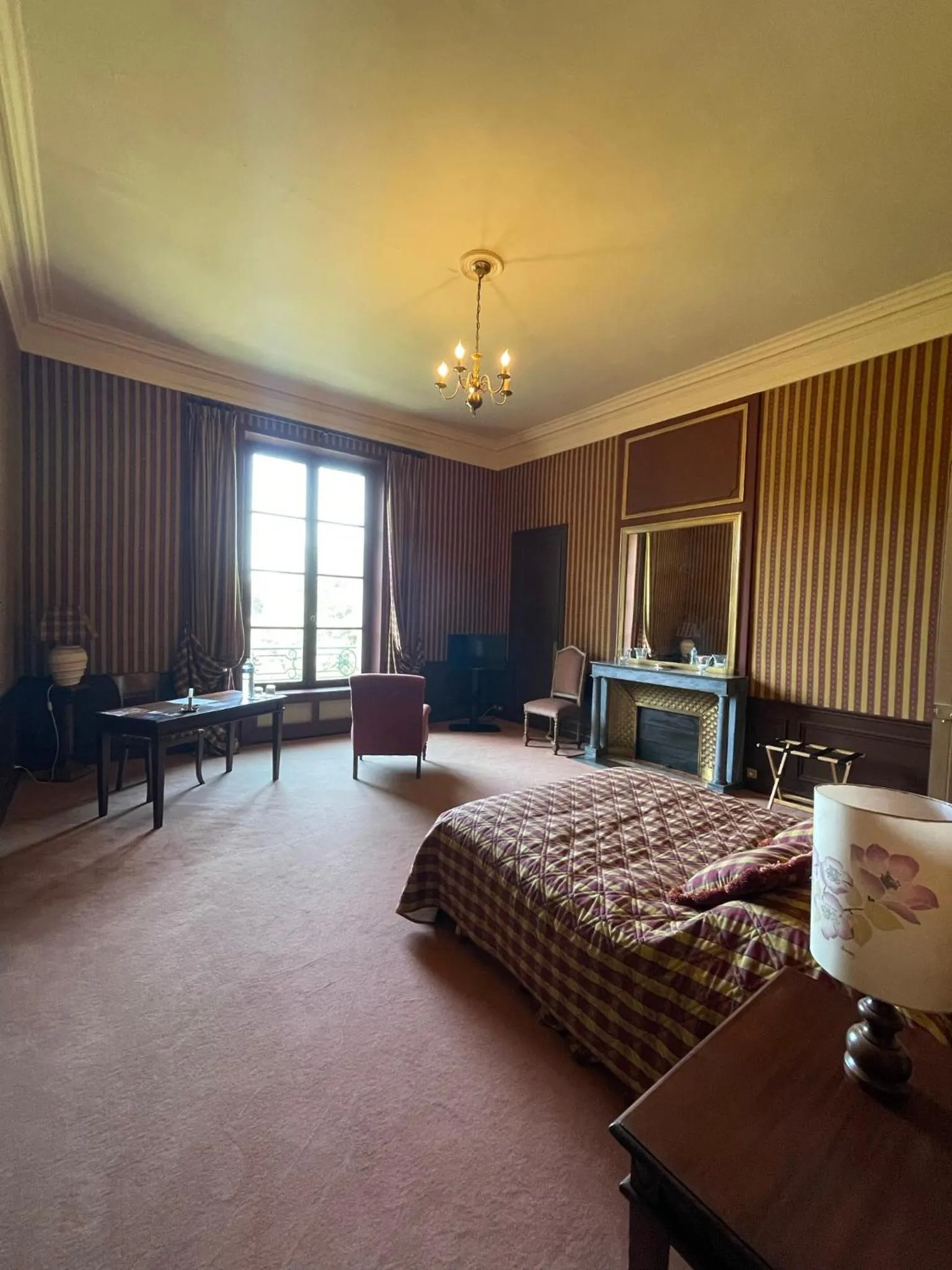 Bed in Château de Praslins