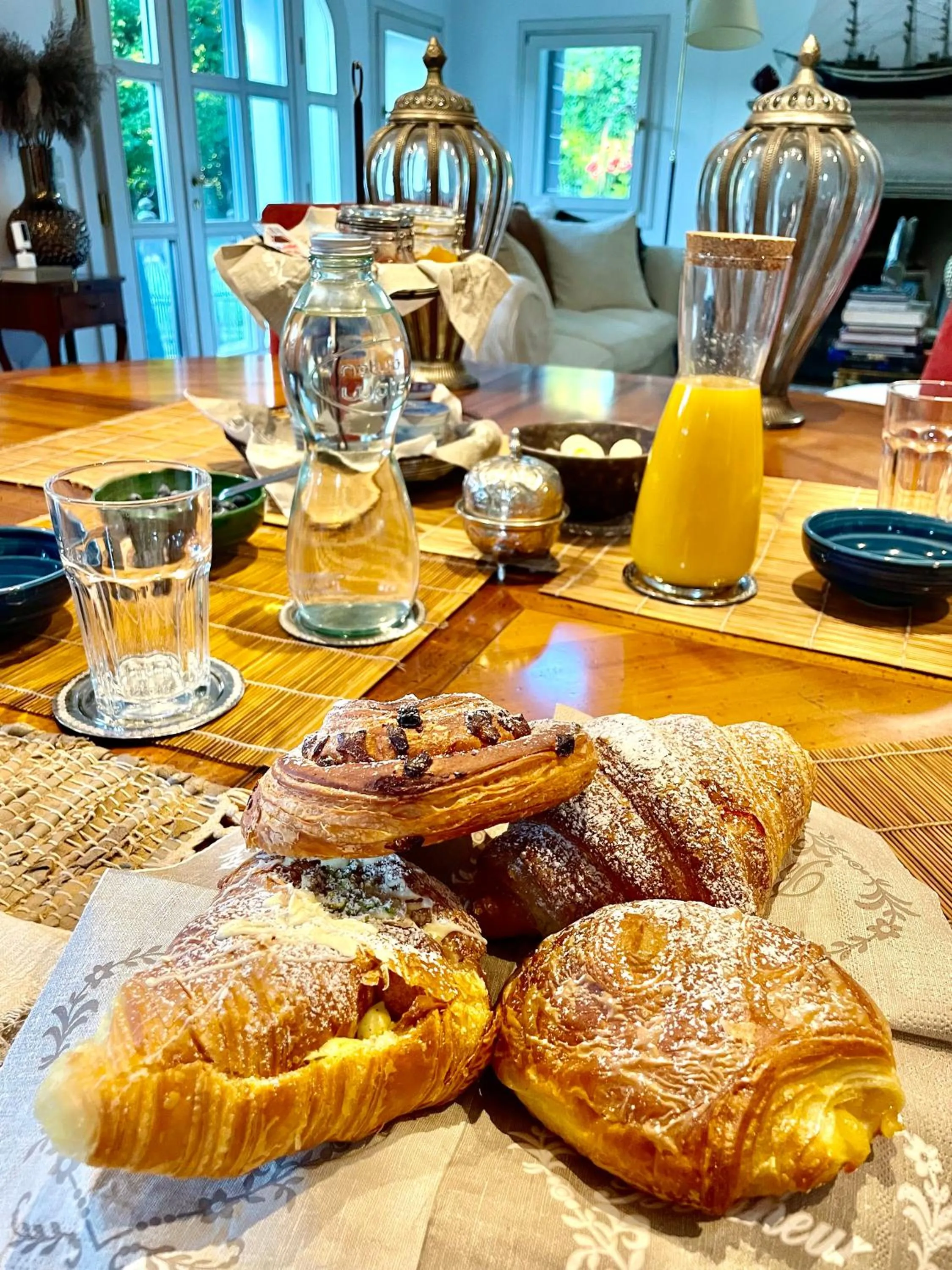 Food and drinks in Maison Silvia