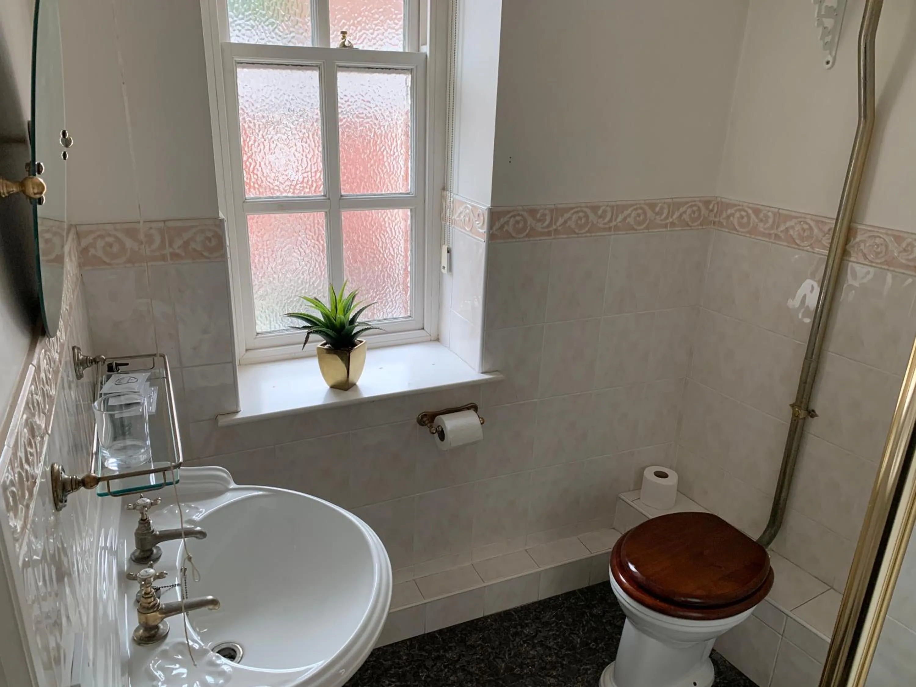 Bathroom in The Silk House