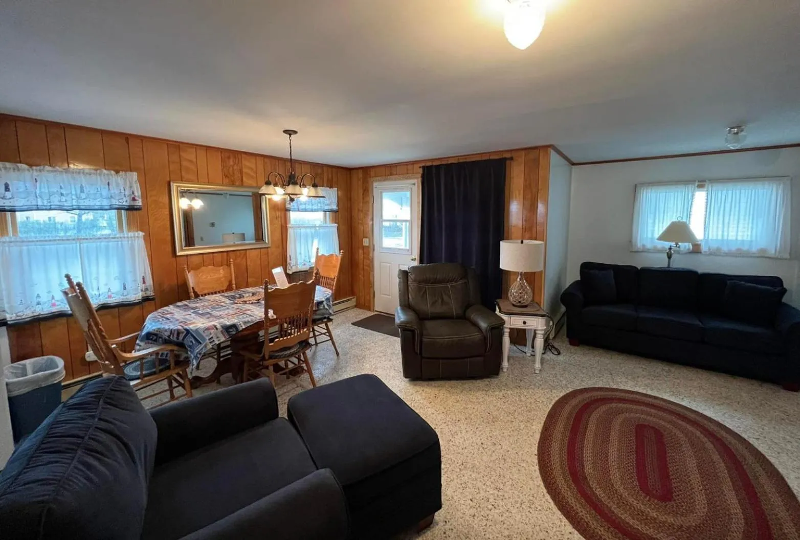 Moody's Motel and Cottages