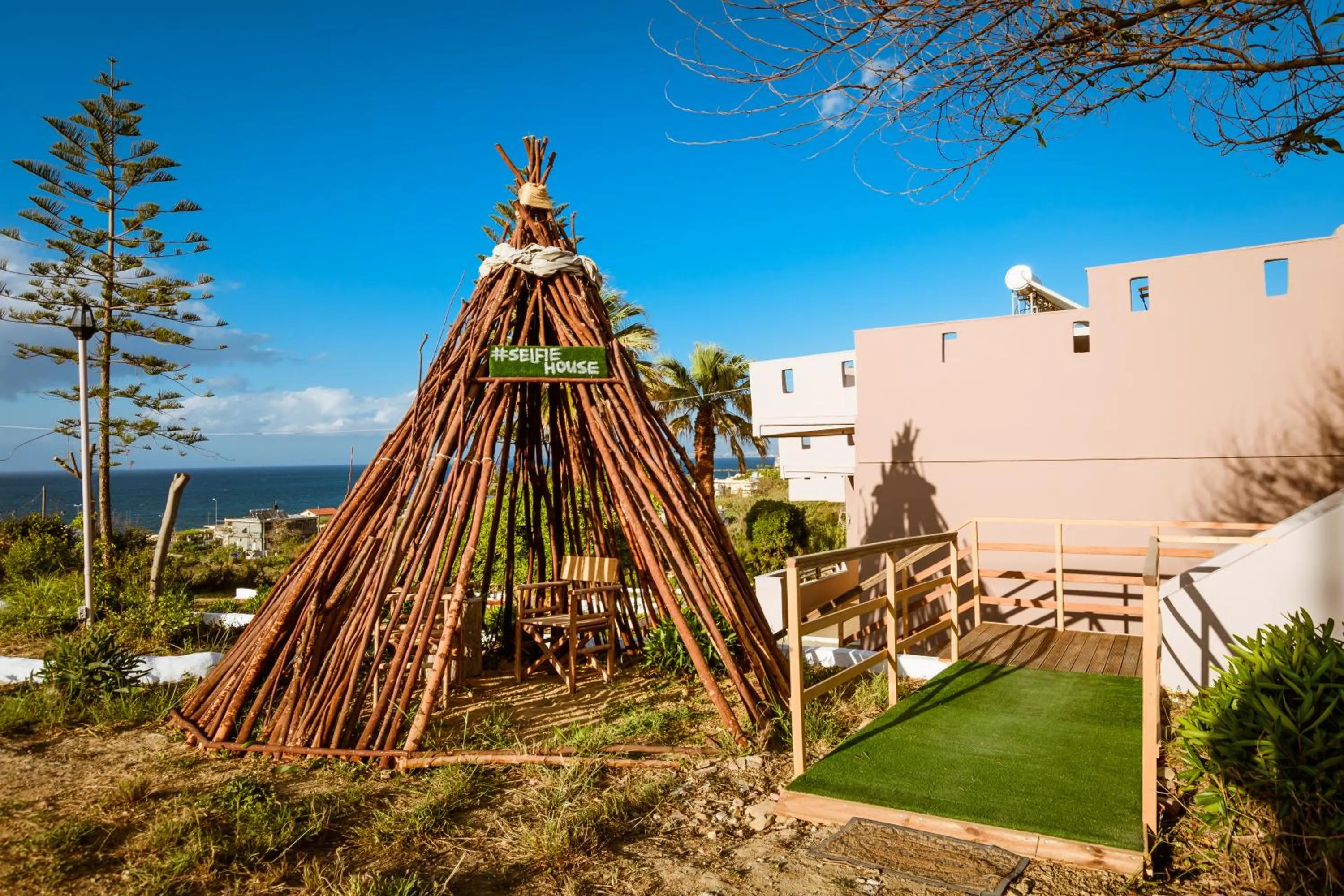 Gregory Village Sea View