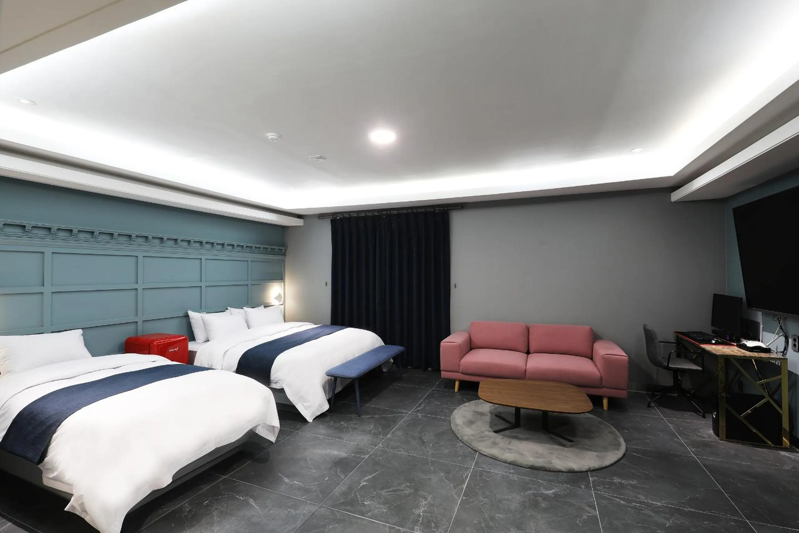 Bed in El Tower Hotel