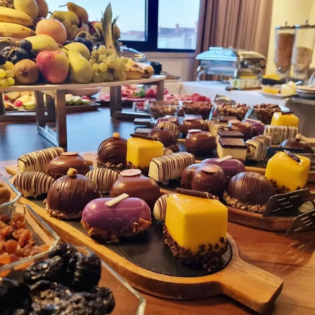 Coffee/tea facilities in Hotel Royal Putnik