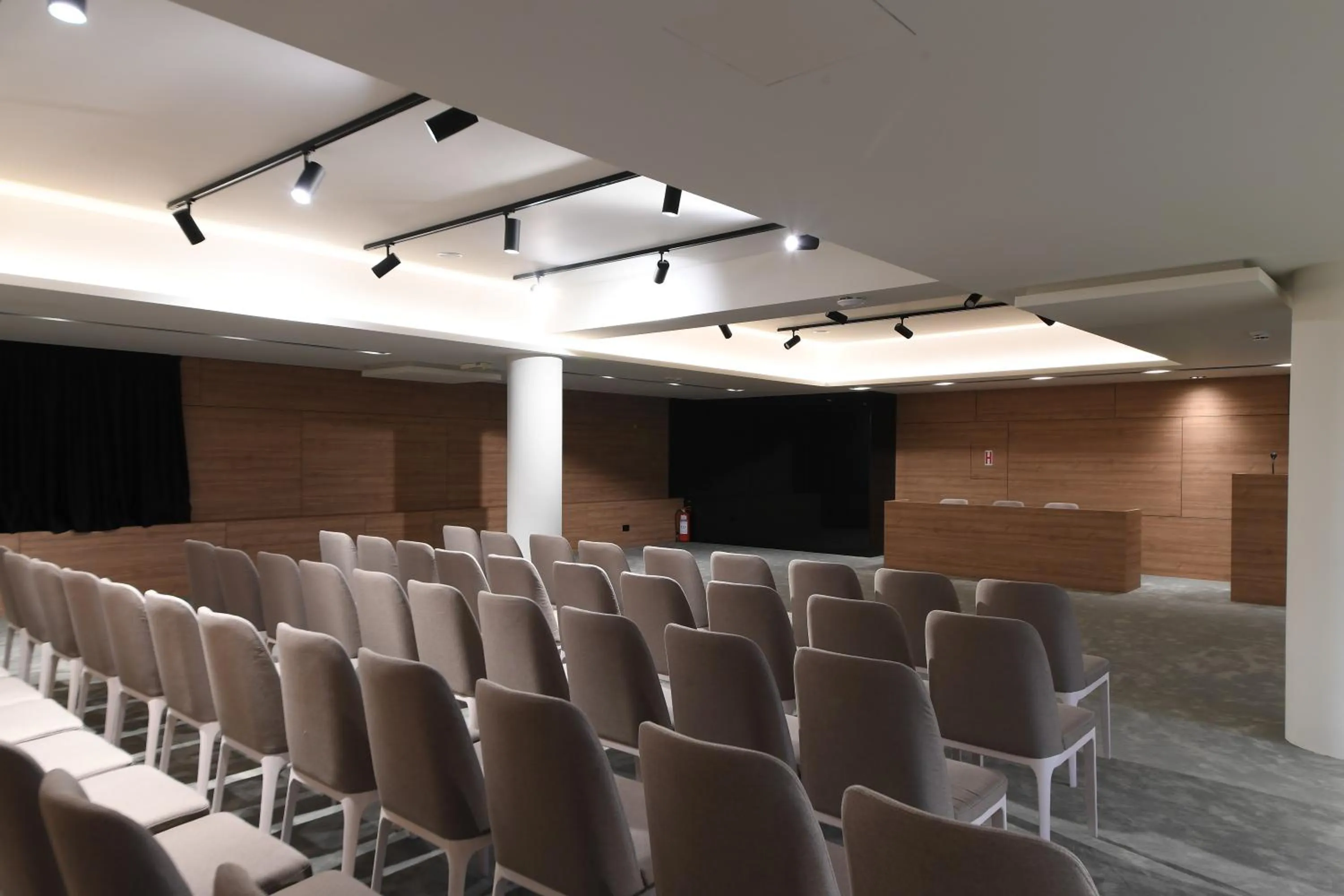 Meeting/conference room in Hotel Royal Putnik