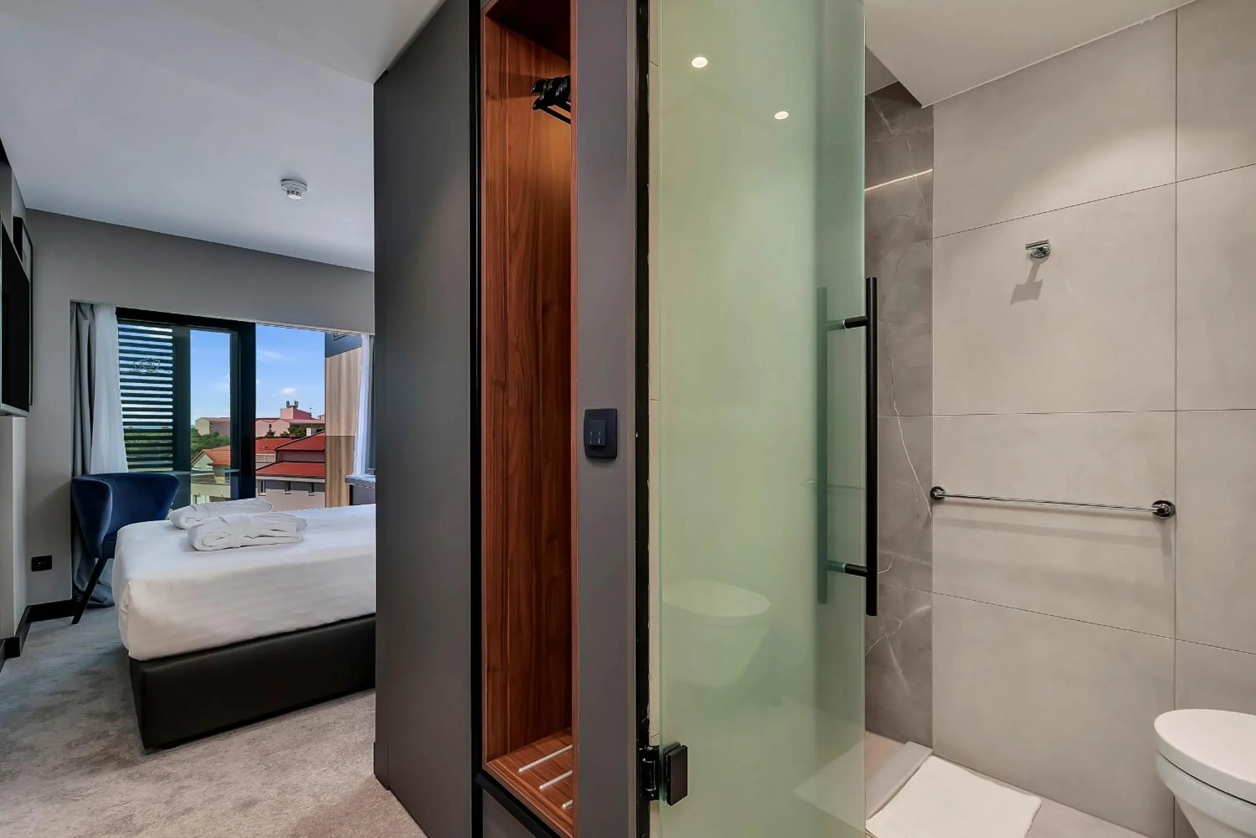 Bathroom, Bed in Boutique Hotel Noemia