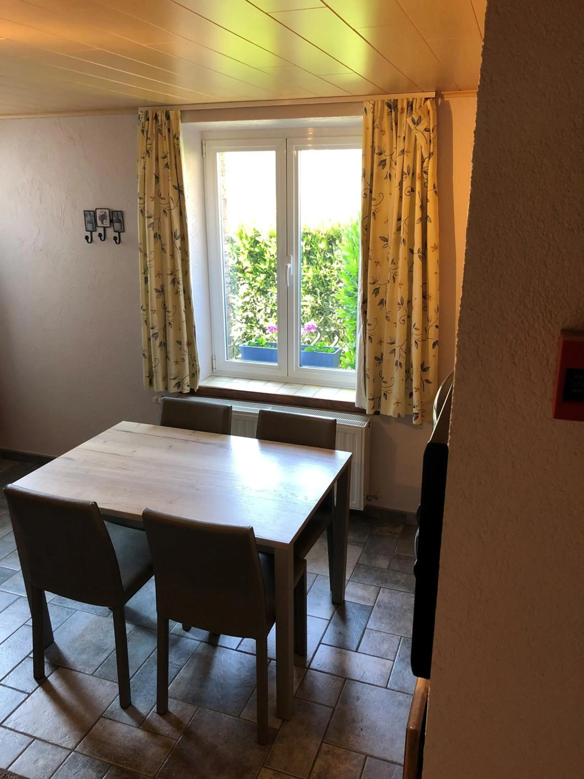 Dining area in Appart Hotel Au Pied de Vigne