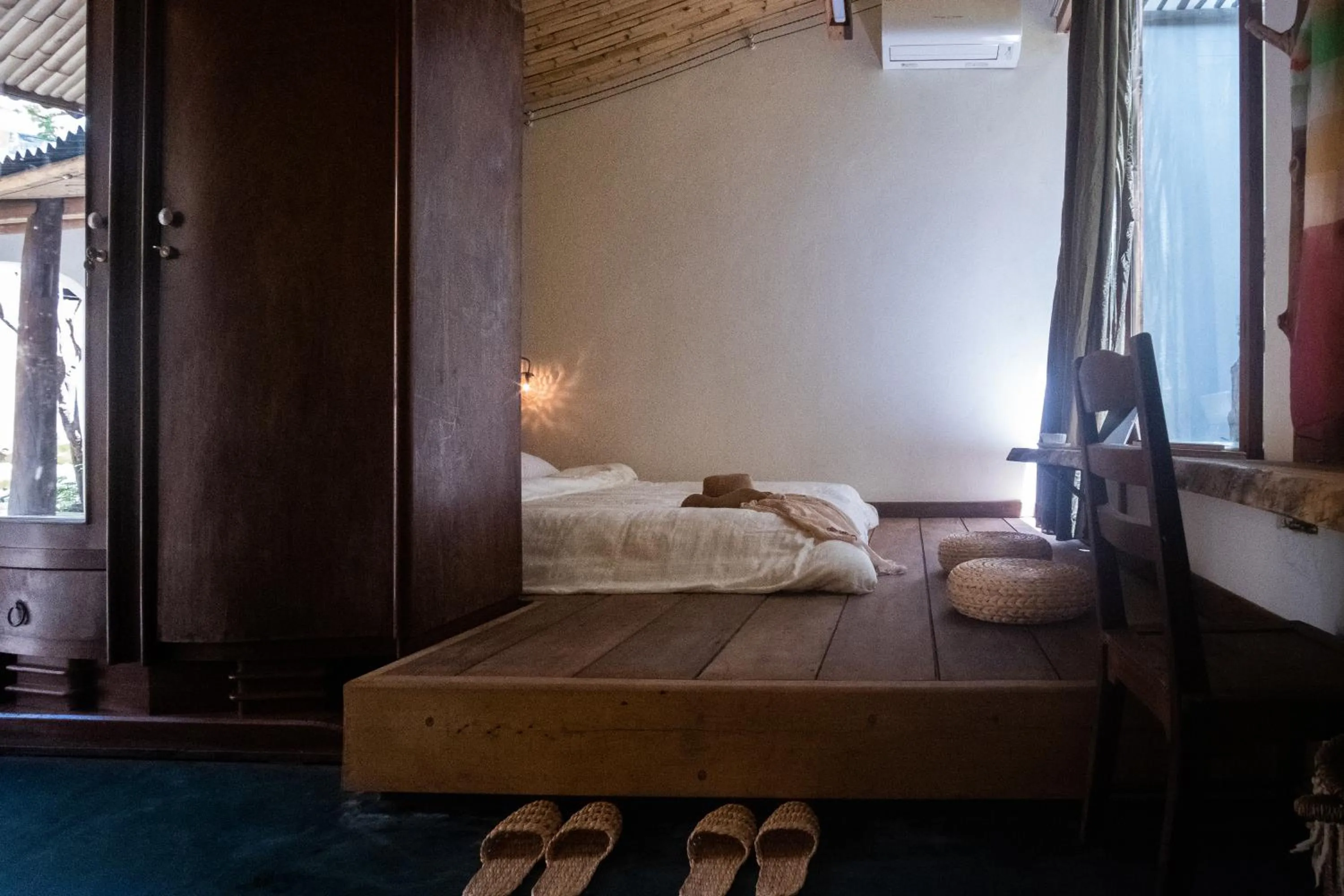 Photo of the whole room, Bed in Leranda Homestay