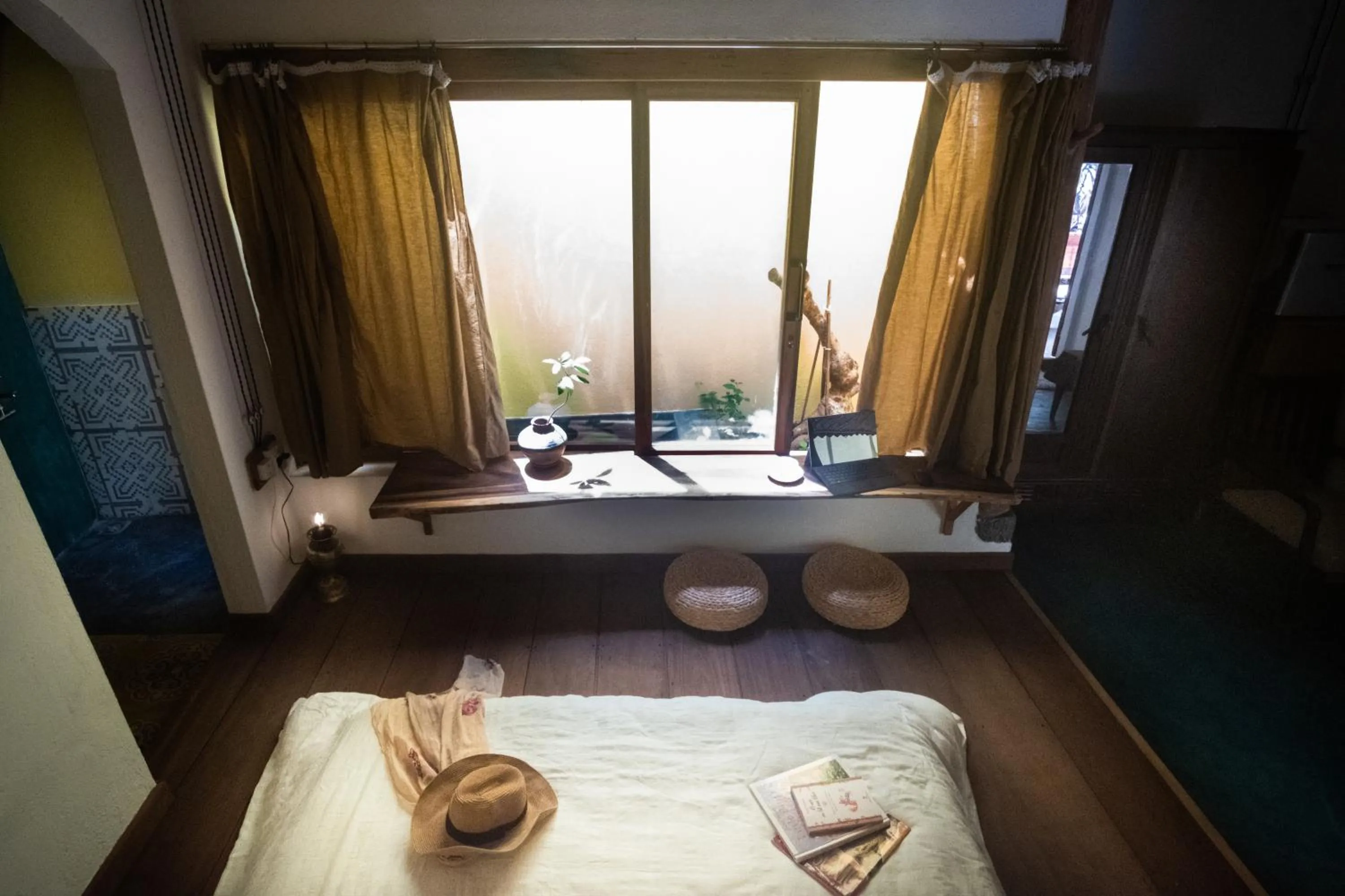 Decorative detail, Bed in Leranda Homestay