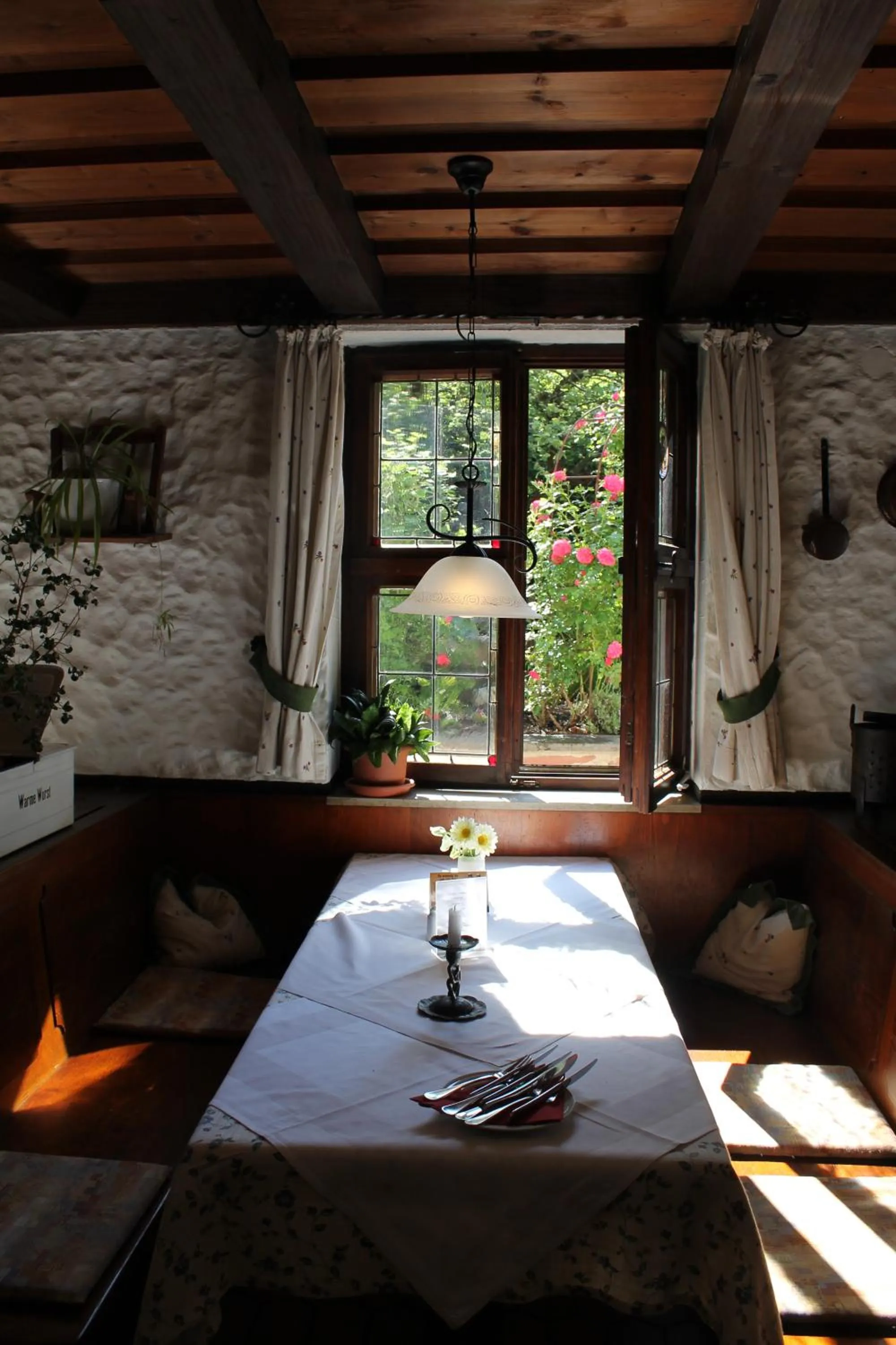 Restaurant/places to eat in Hotel Petzengarten