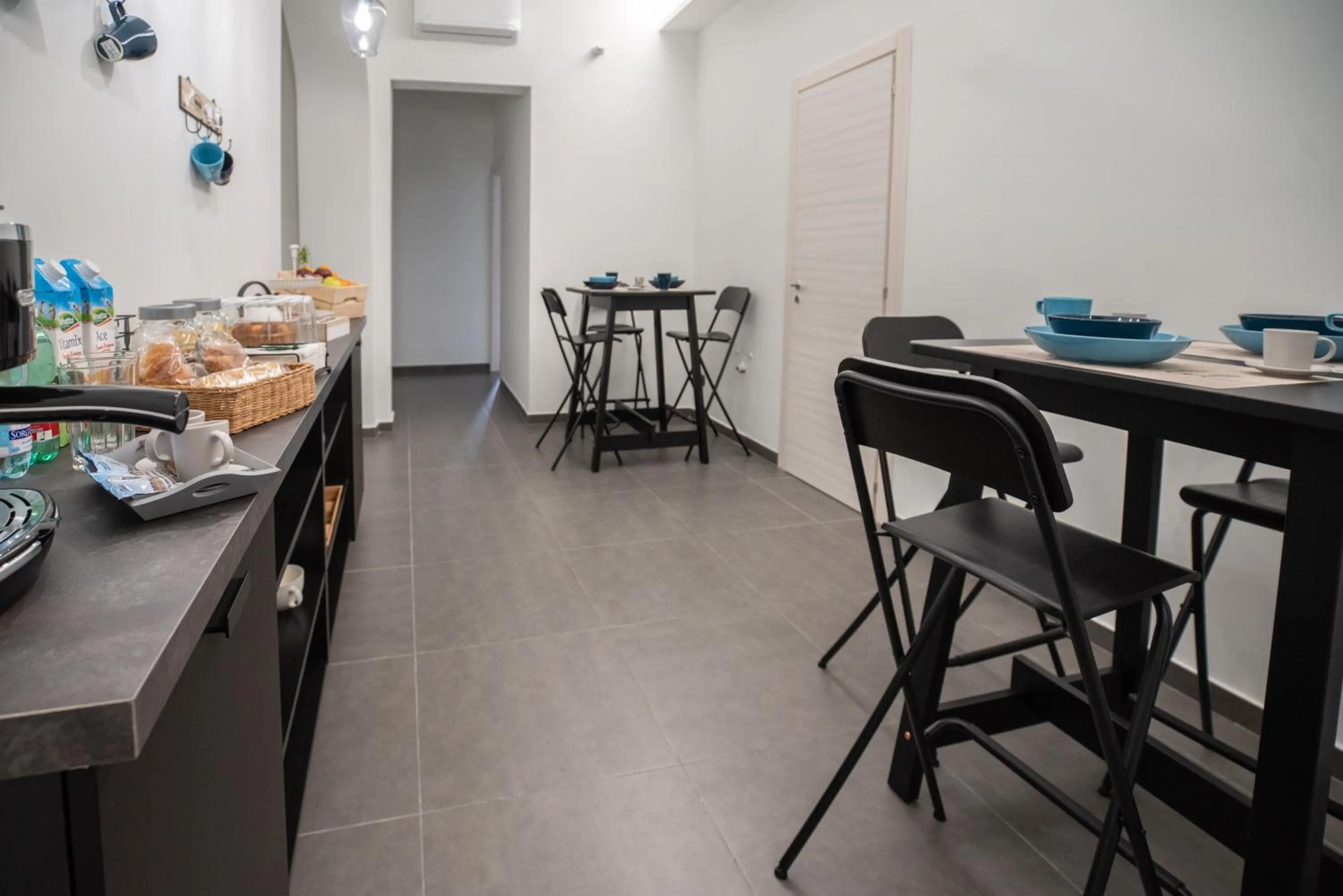 Seating area in Doria Suites Napoli