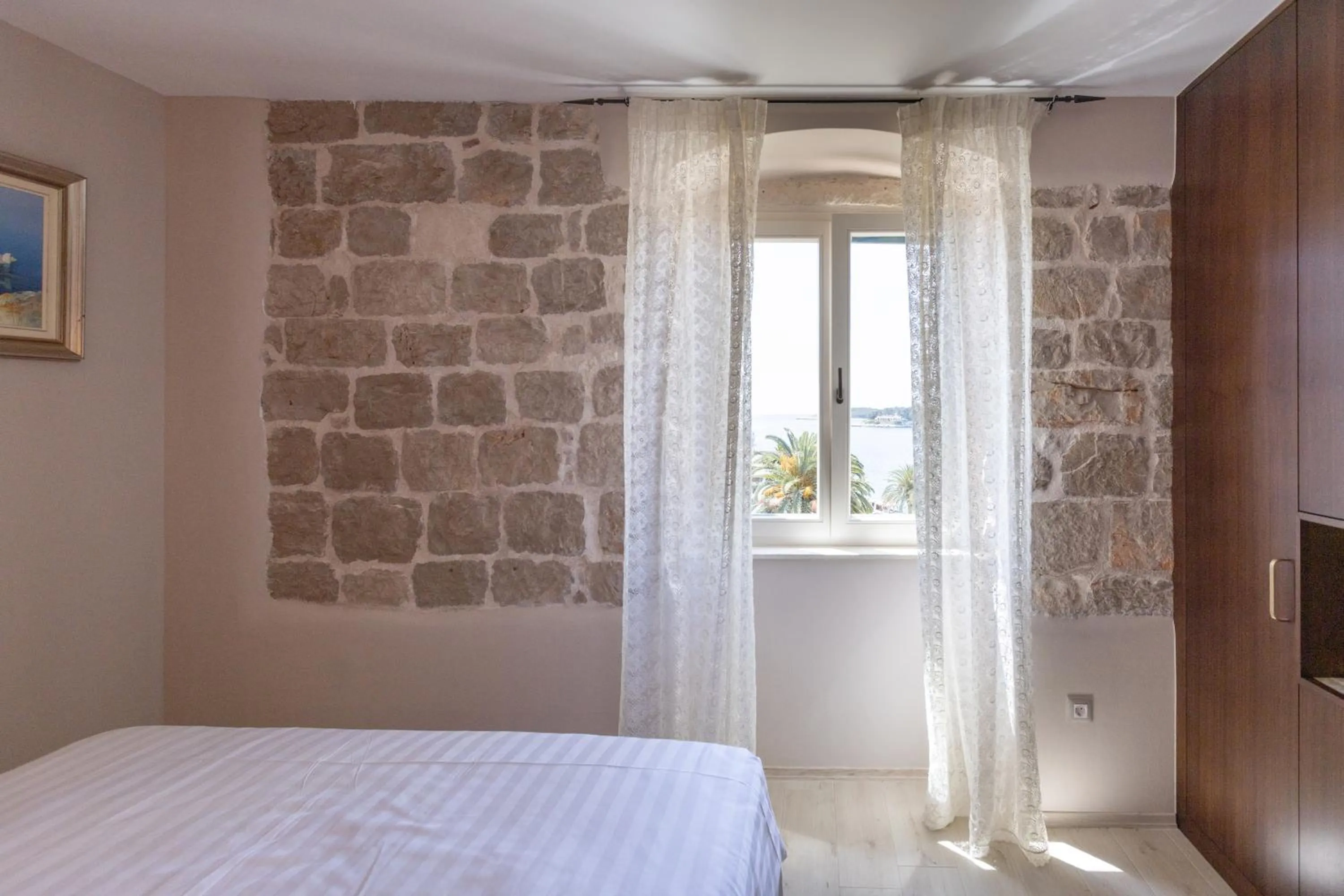 Bed in Heritage Hotel Park Hvar