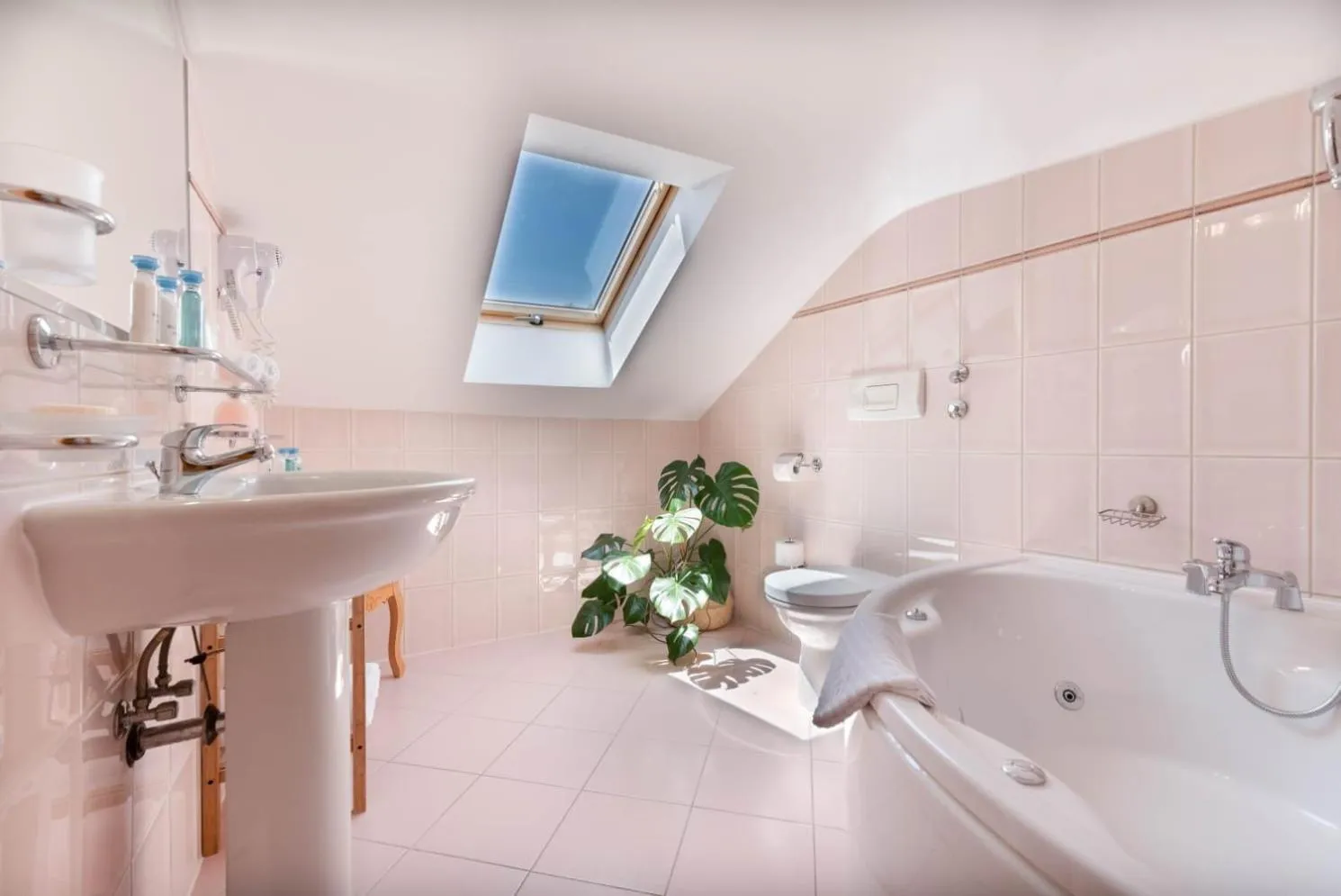 Bathroom in Heritage Hotel Park Hvar