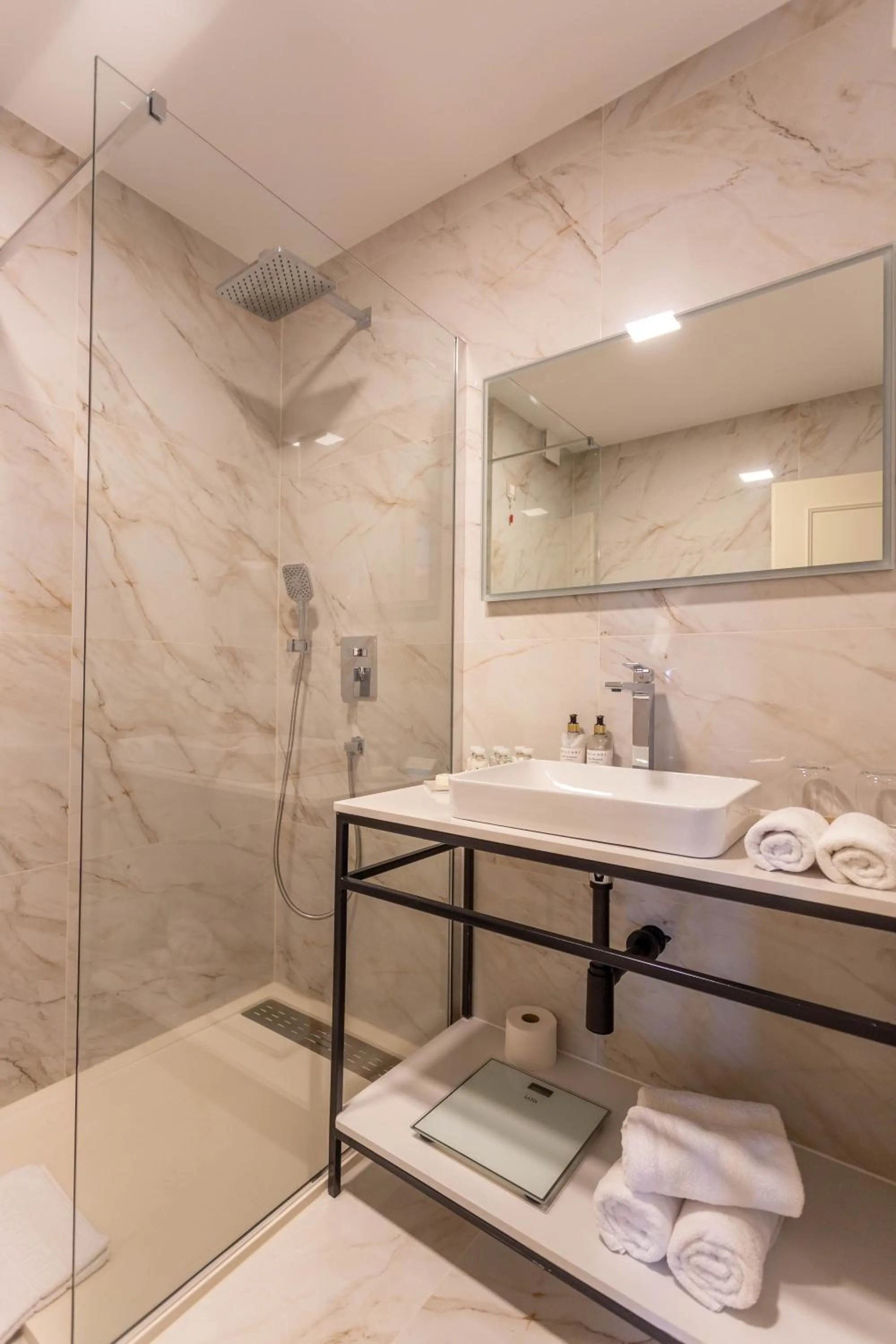 Superior Suite with Sea View in Heritage Hotel Park Hvar