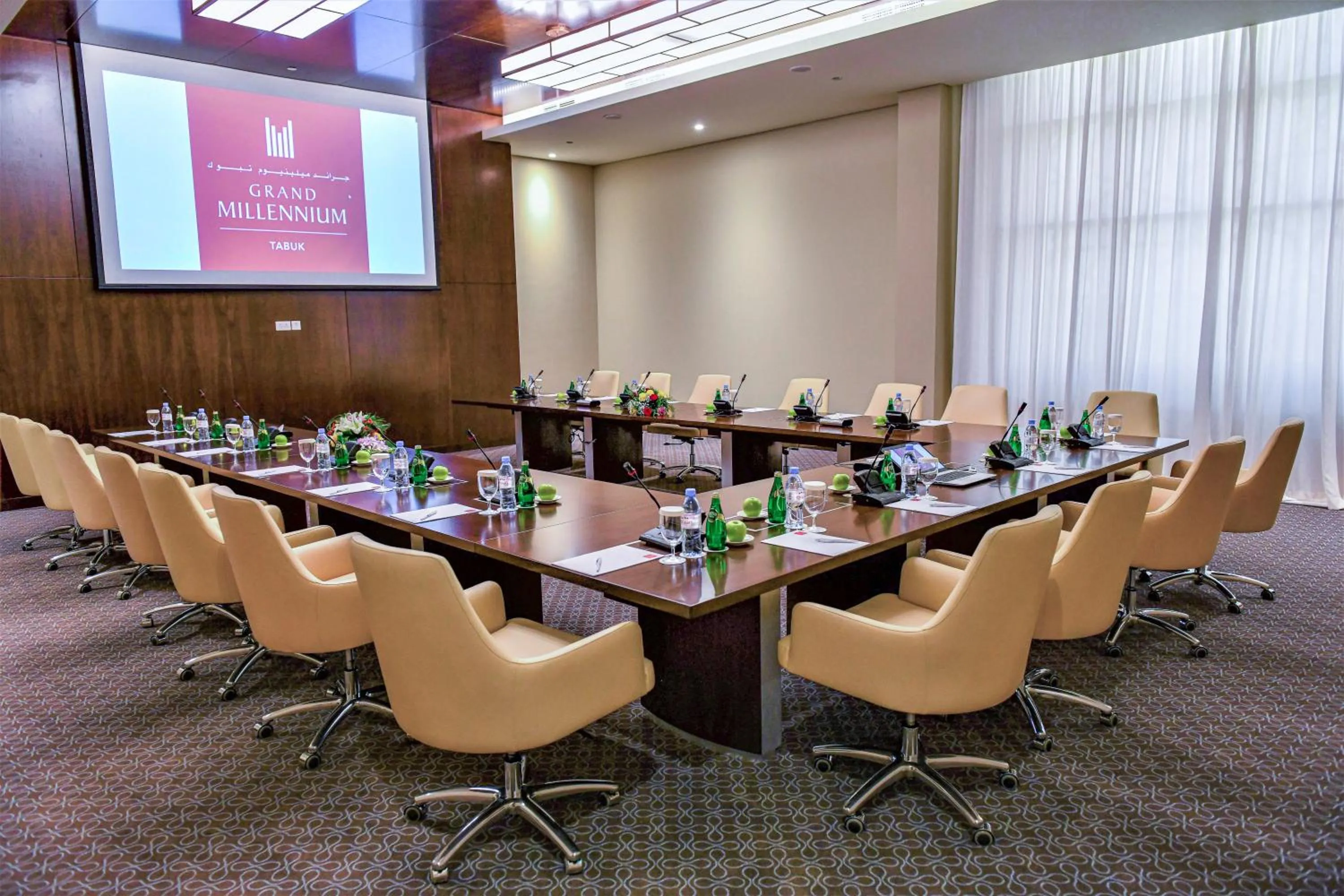Meeting/conference room in Grand Millennium Tabuk