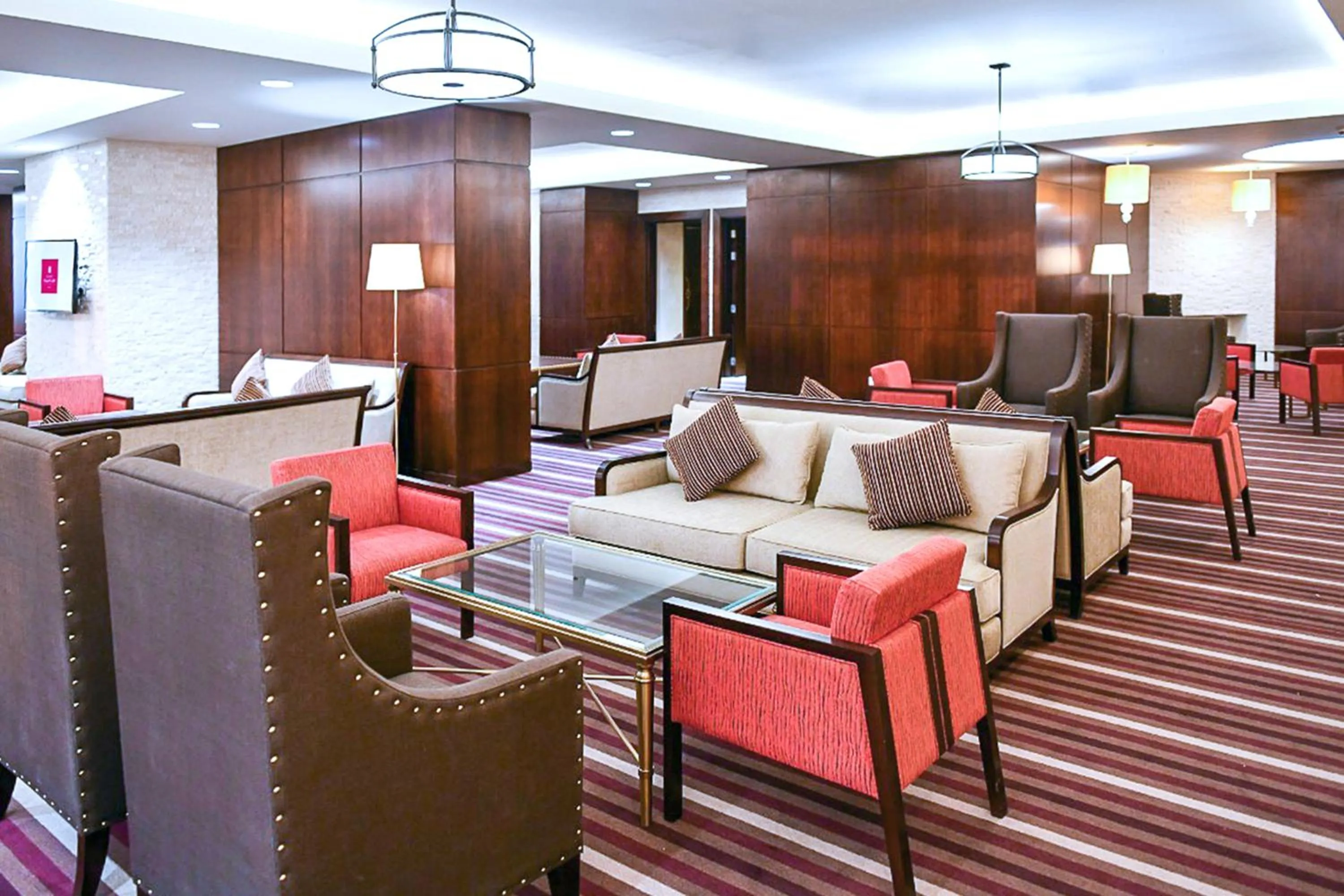 Lounge or bar in Grand Millennium Tabuk