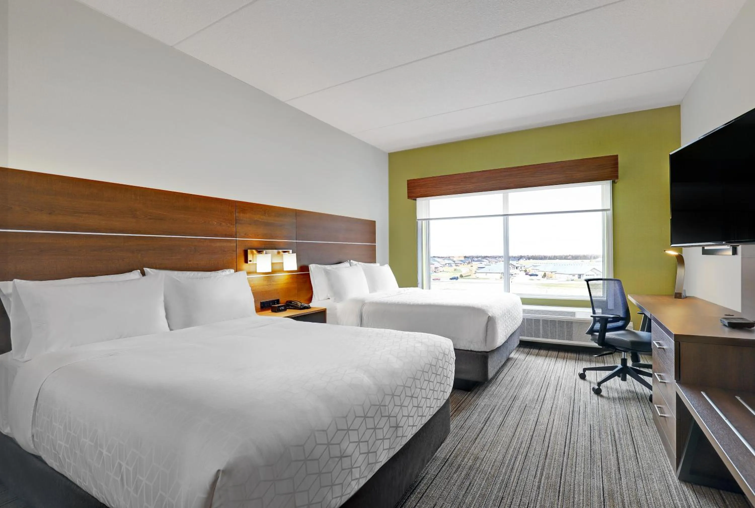 Photo of the whole room, Bed in Holiday Inn Express & Suites - Port Elgin