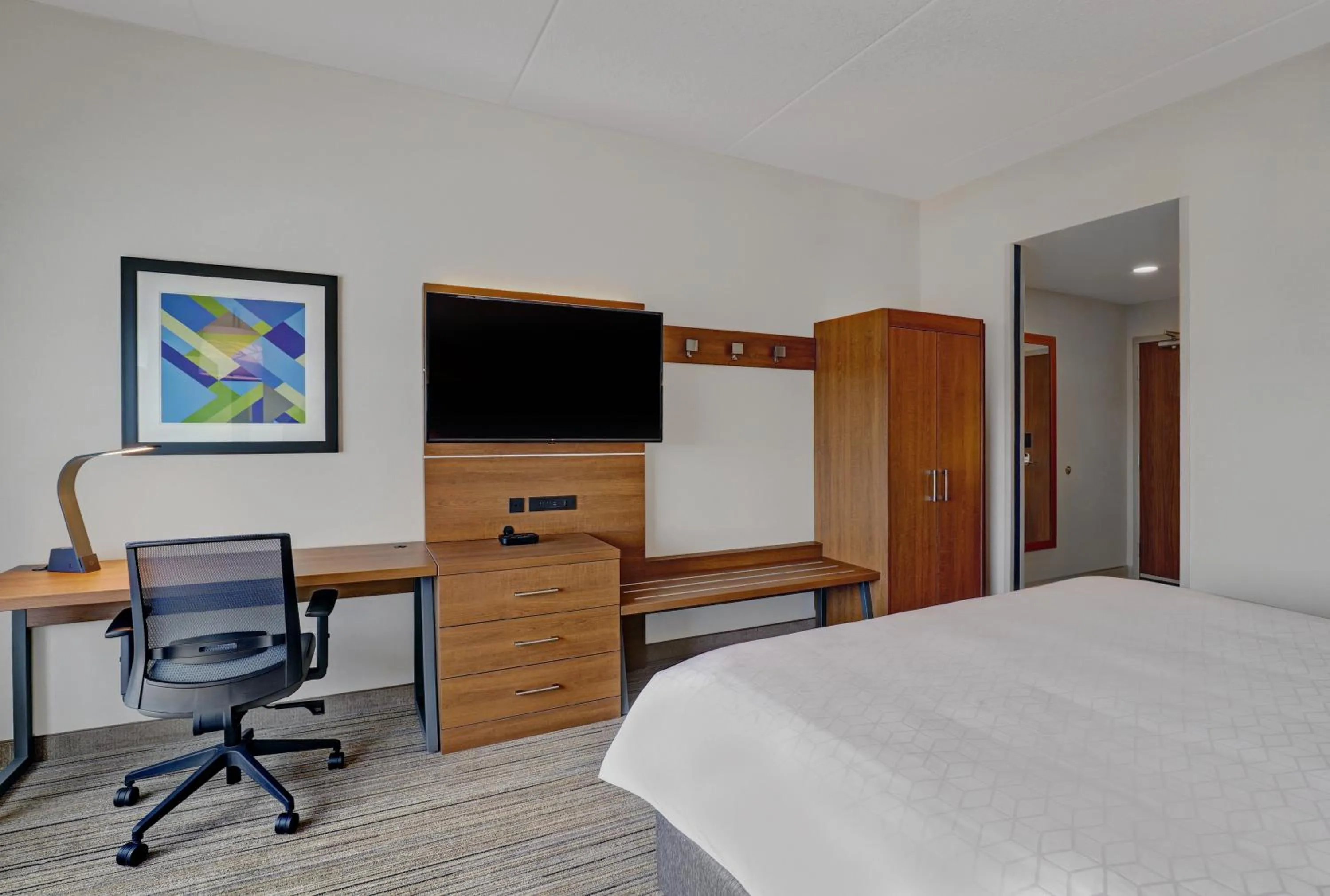 Photo of the whole room, Bed in Holiday Inn Express & Suites - Port Elgin