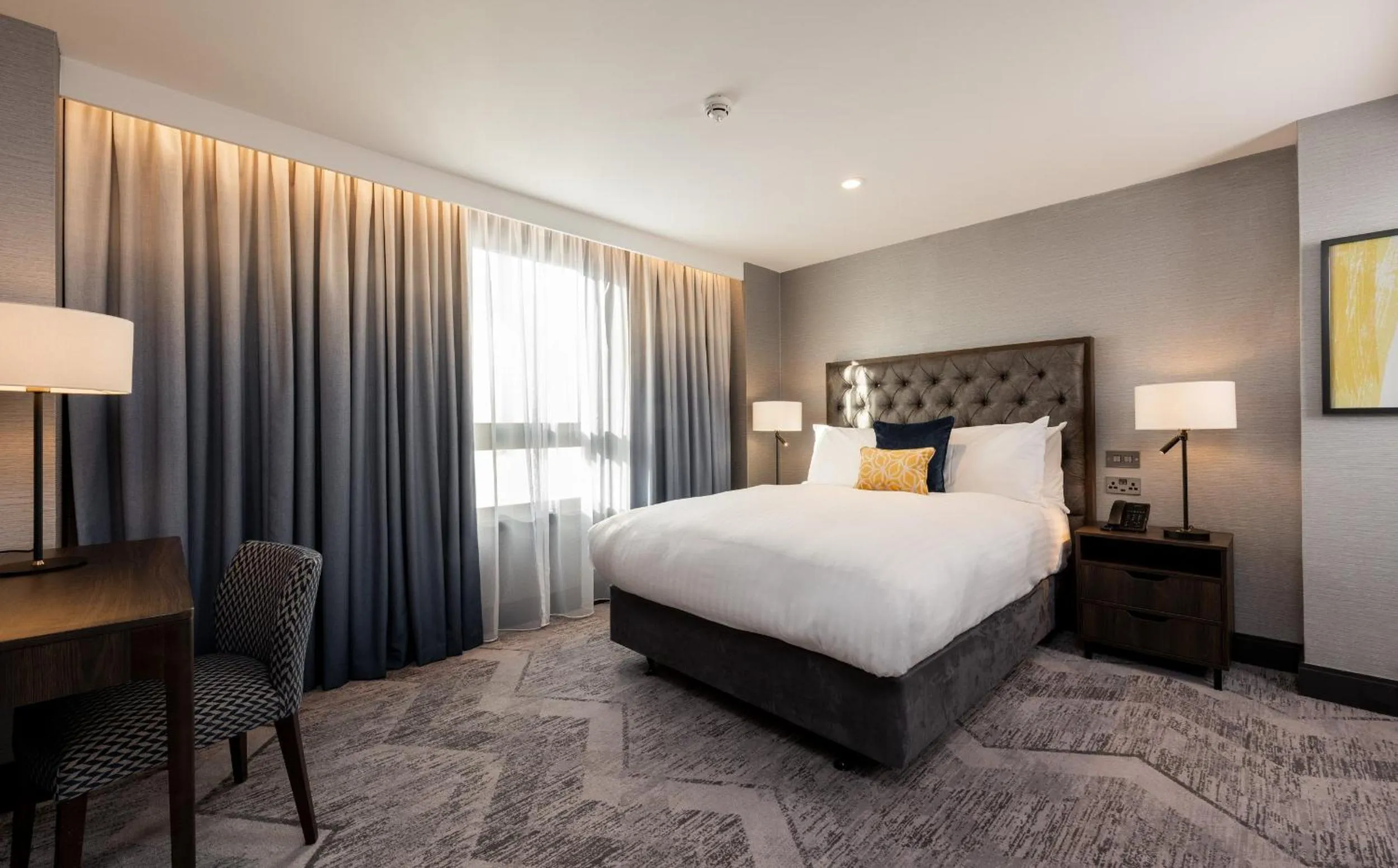 Photo of the whole room, Bed in voco Edinburgh - Haymarket by IHG
