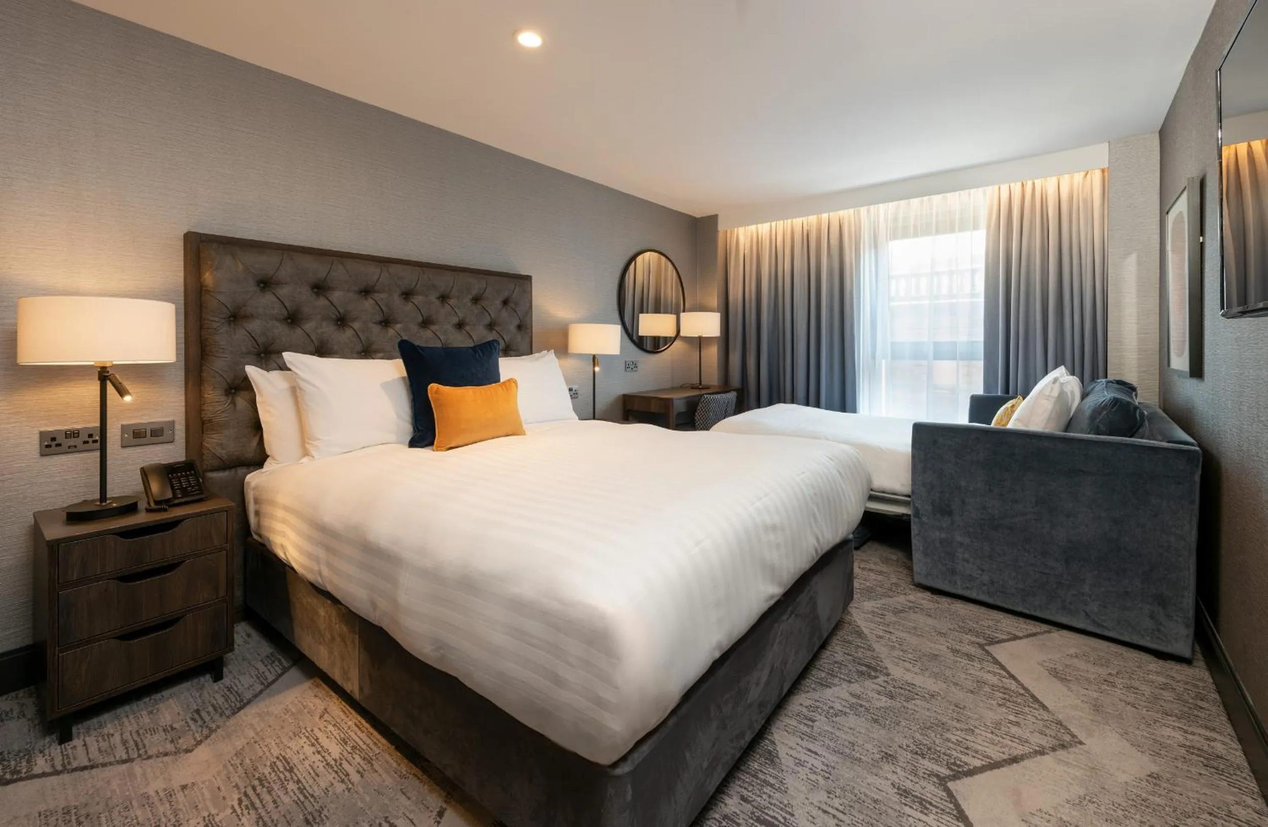 Photo of the whole room, Bed in voco Edinburgh - Haymarket by IHG