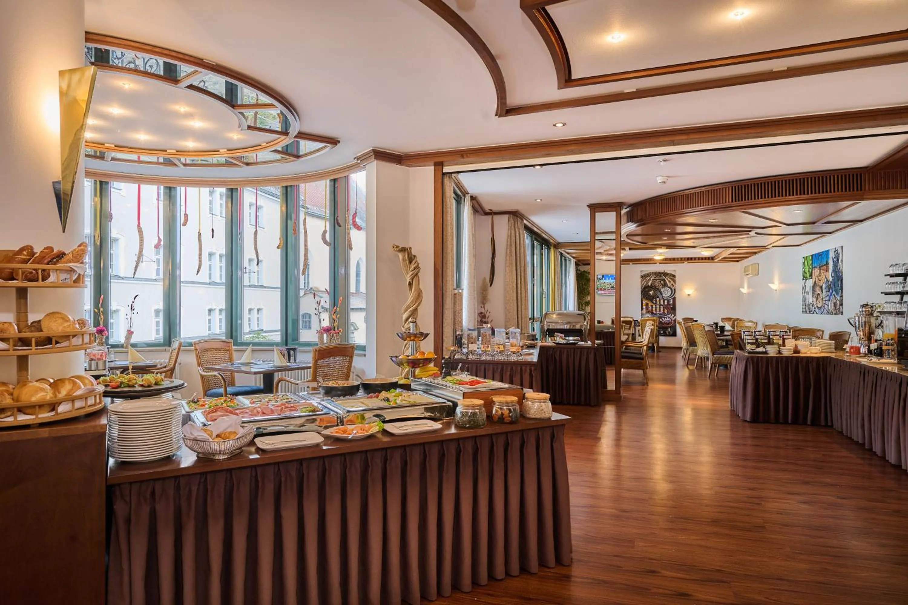 Buffet breakfast in Hotel Theresientor