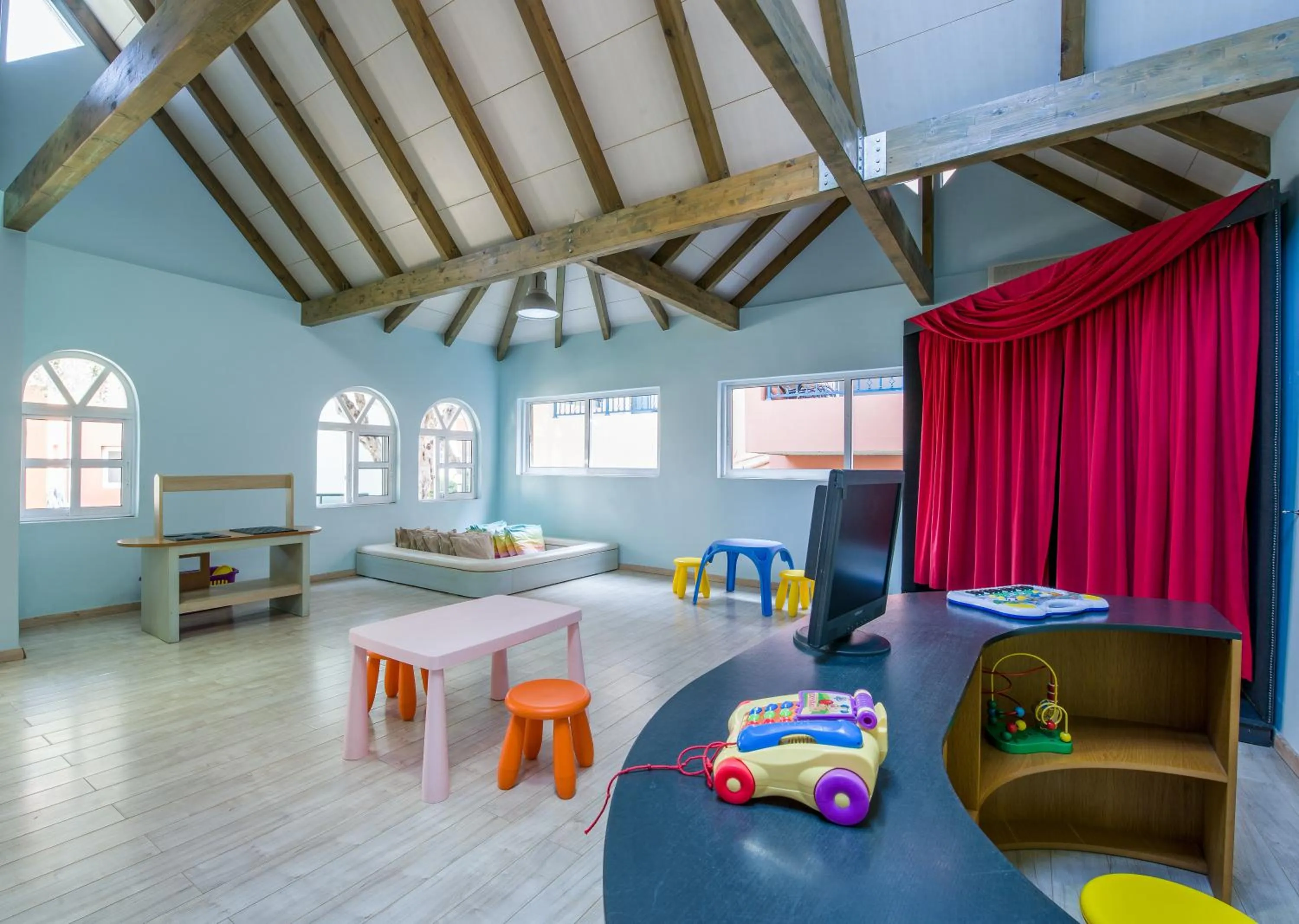 Kids's club, Bed in Stefan Village Hotel