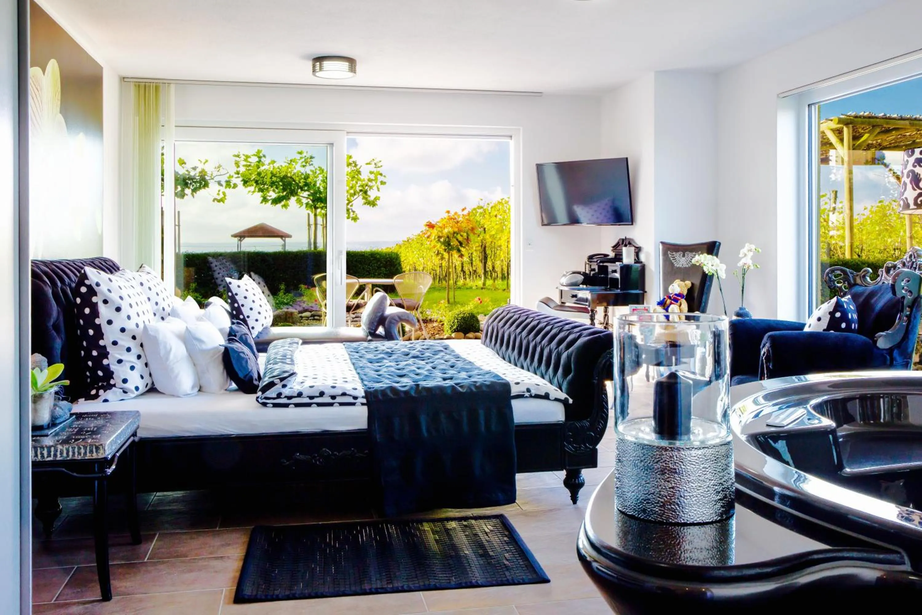 Photo of the whole room in Burgunderhof Bodensee - Adults only