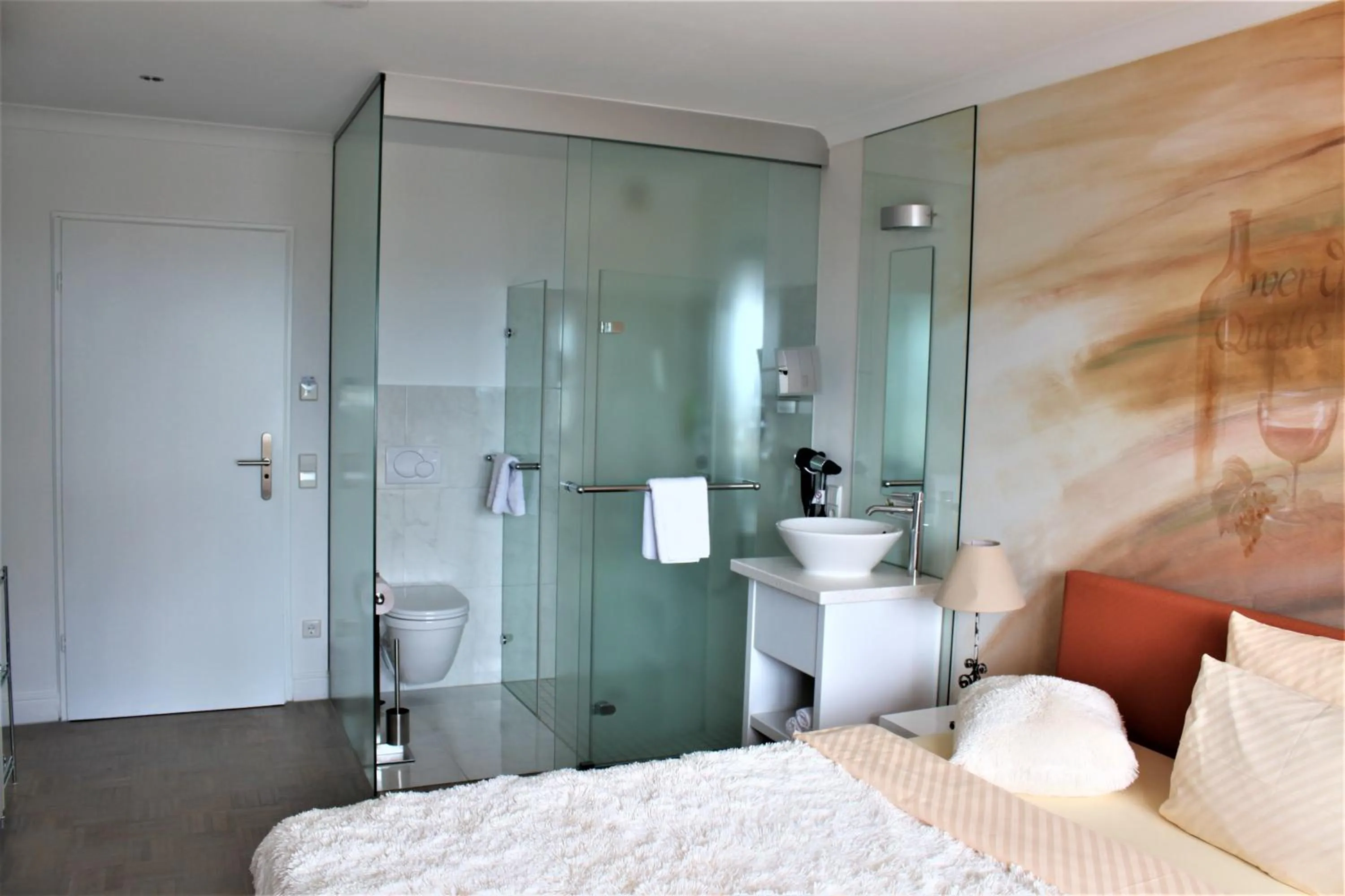 Photo of the whole room, Bed in Burgunderhof Bodensee - Adults only