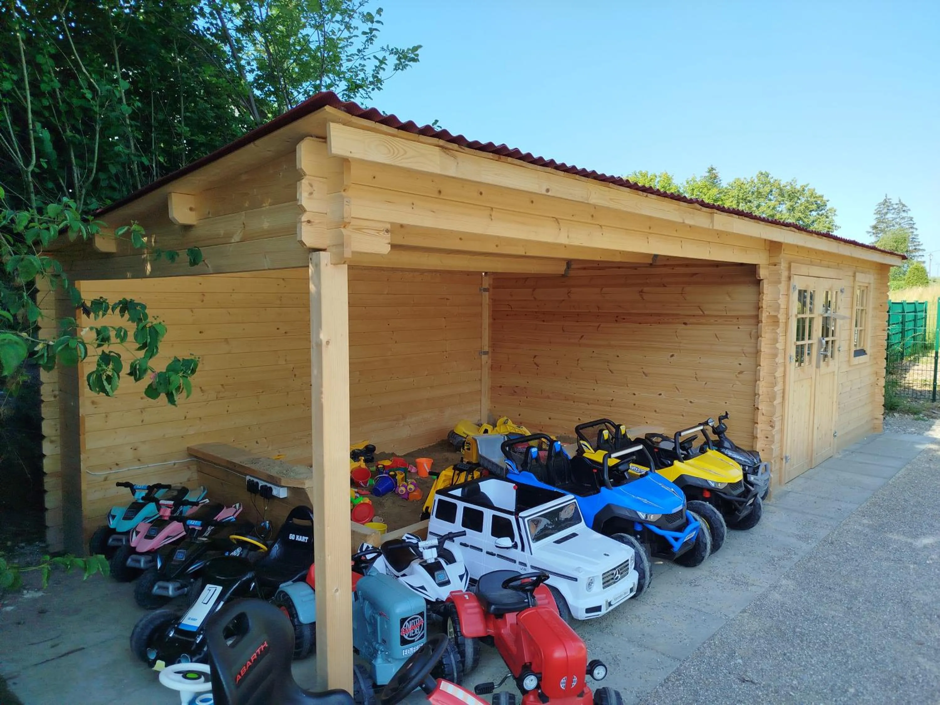Children play ground in Familienhotel nahe der Therme Erding